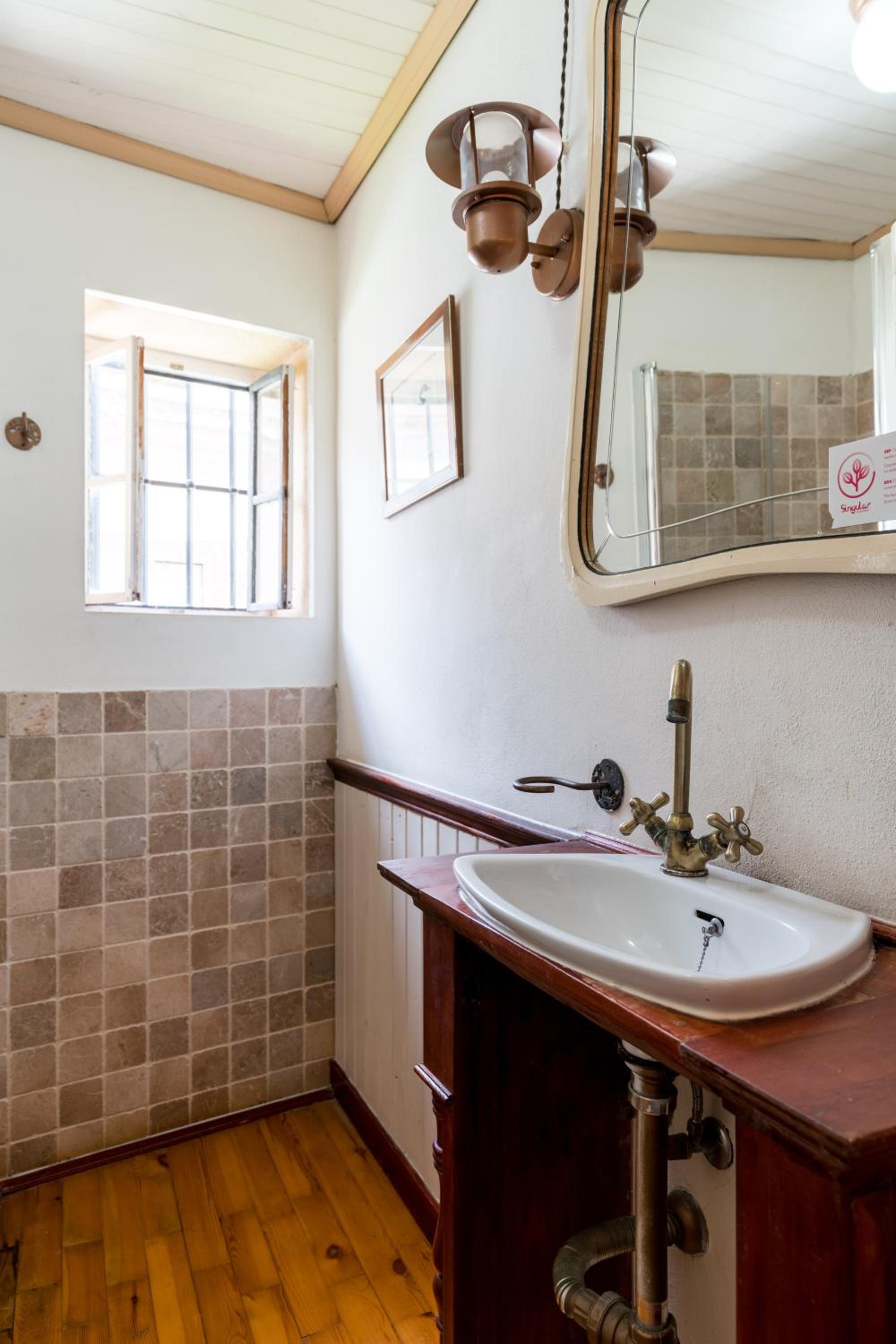 Alameda Suites Apartments