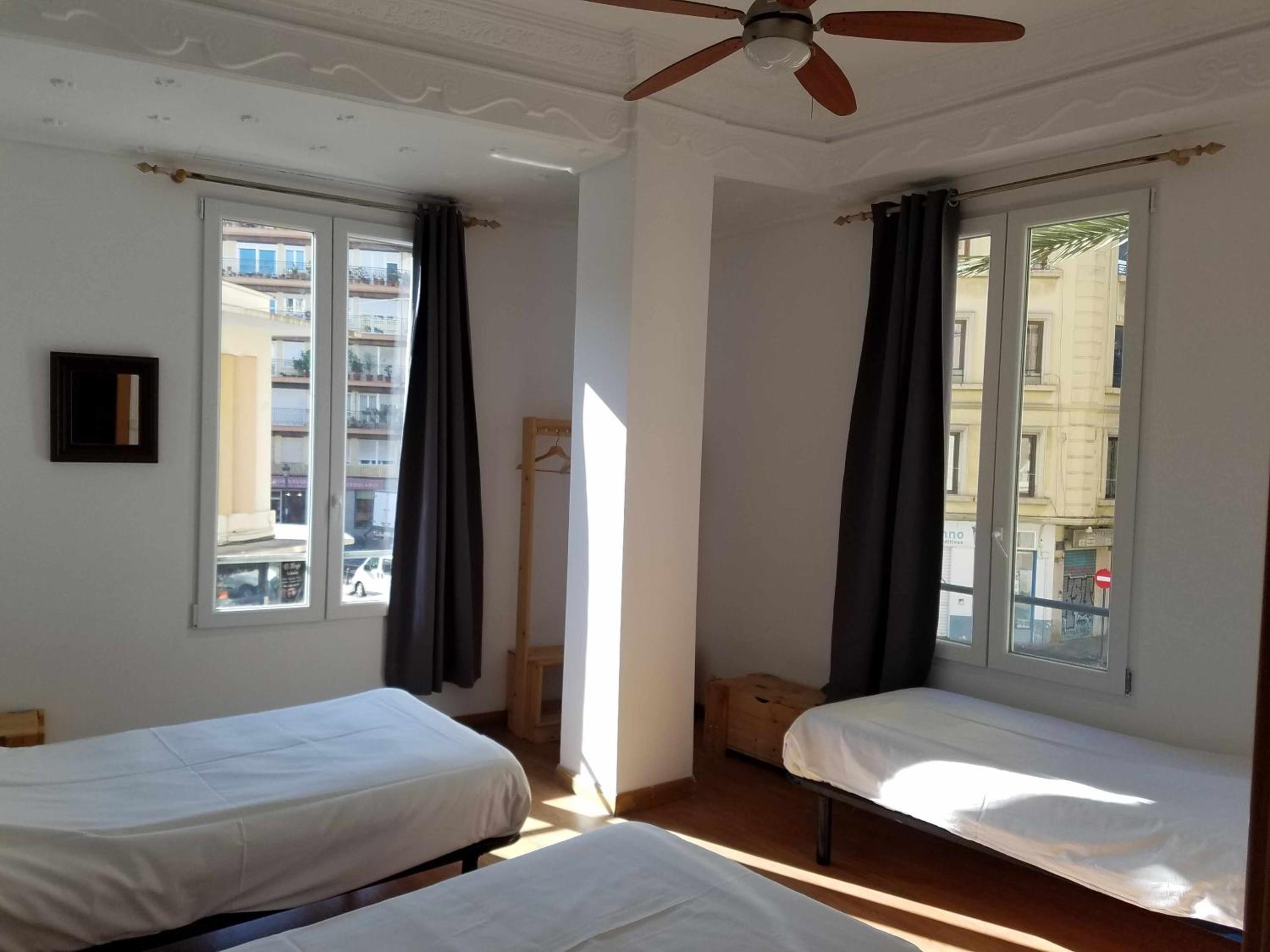 Russafa Youth Hostel