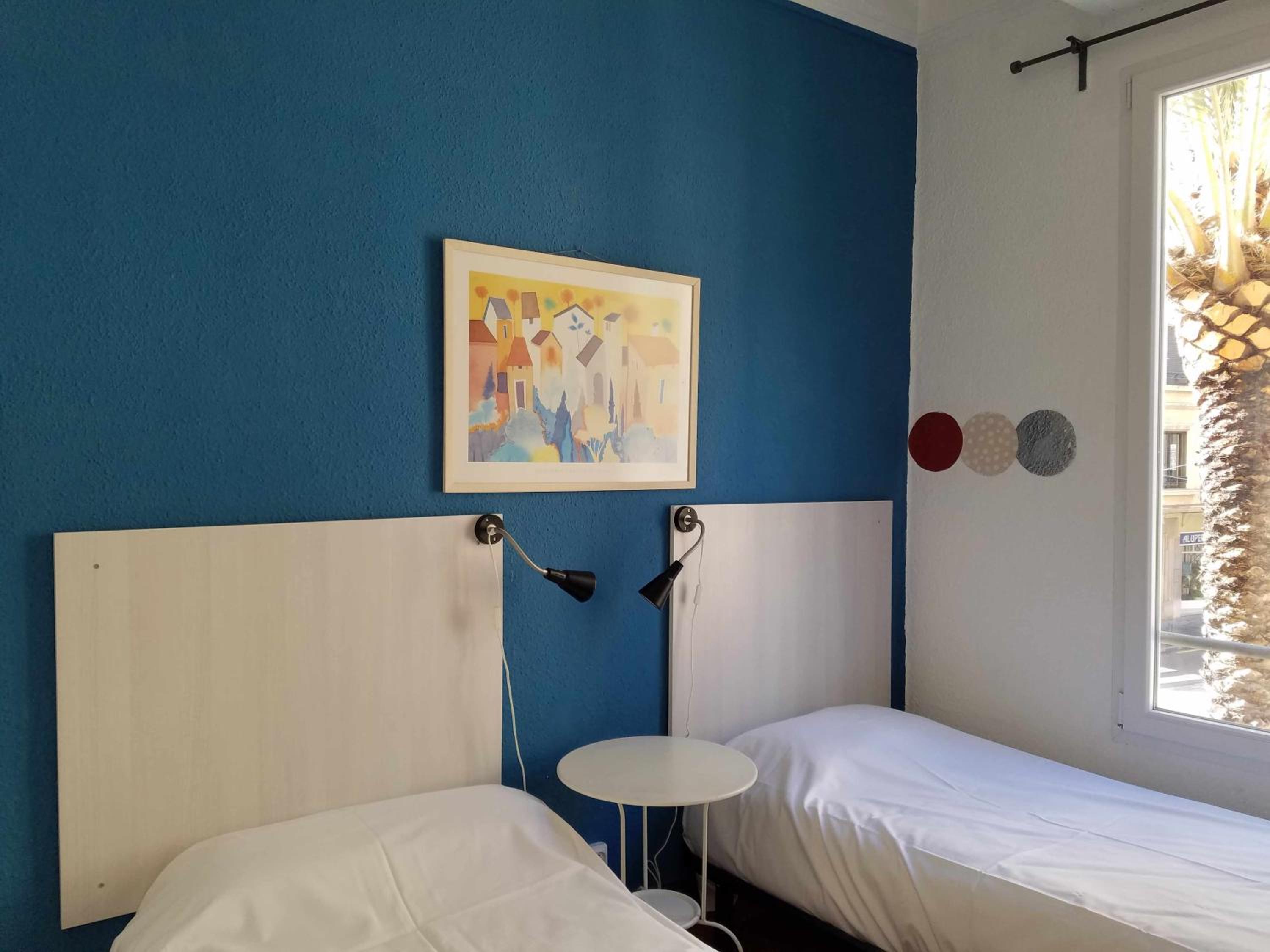 Russafa Youth Hostel