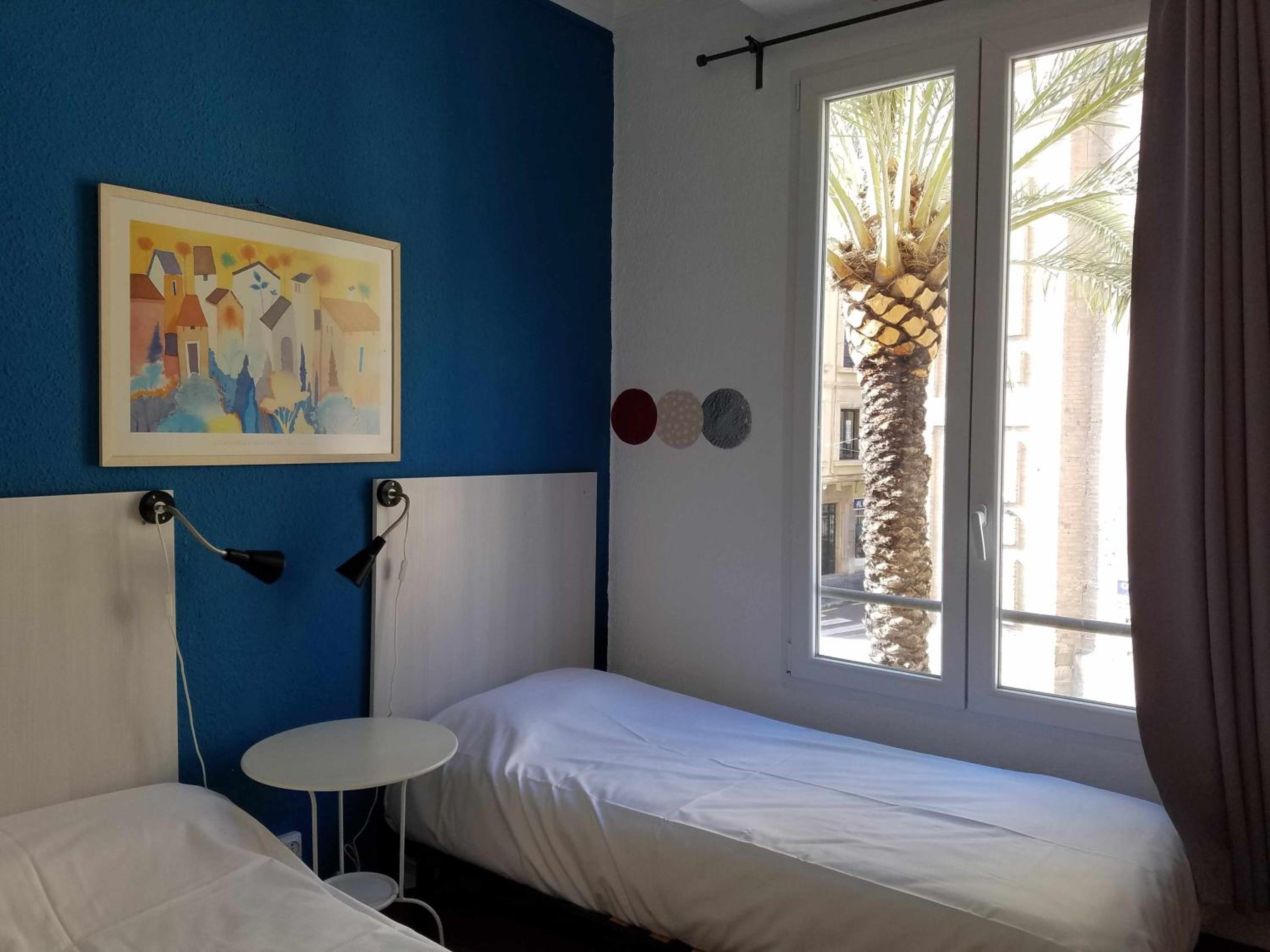 Russafa Youth Hostel