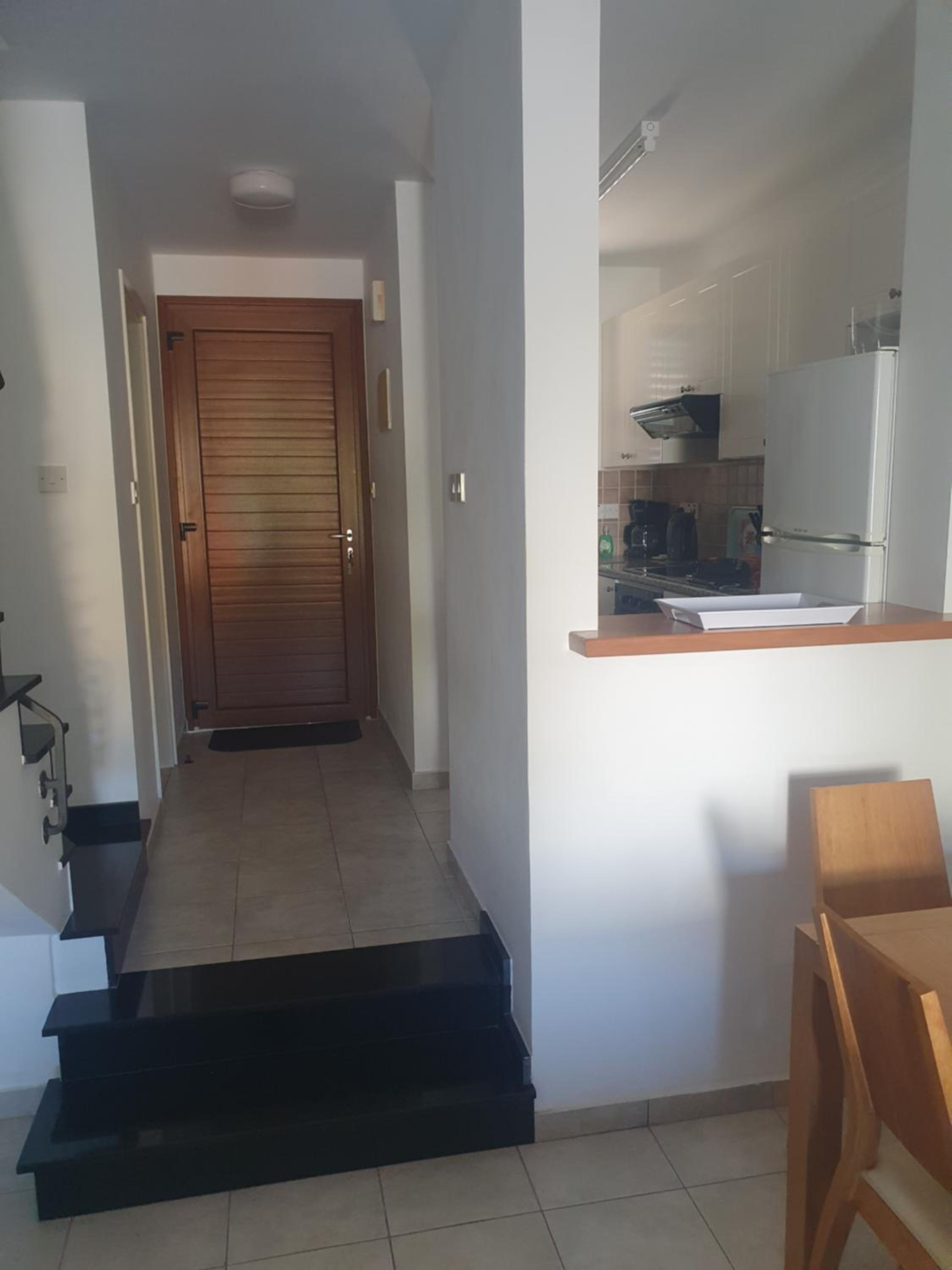 2 bedroom townhouse lower peyia paphos Cyprus