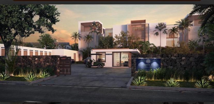 East Coast Beachfront Luxury - Eastern Blue Apartments photo 2