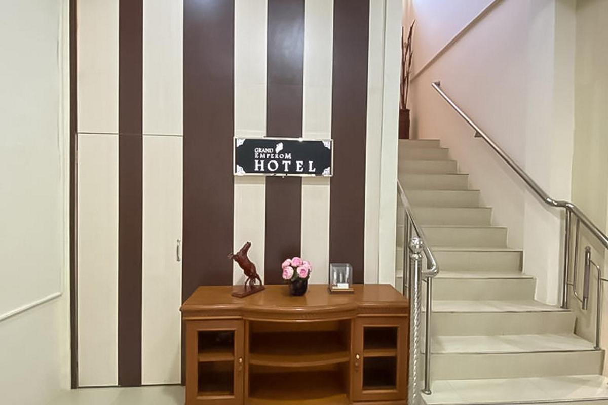 hotel reception