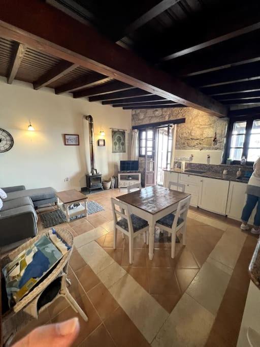 'I Folia' Village house with roof garden and terrace