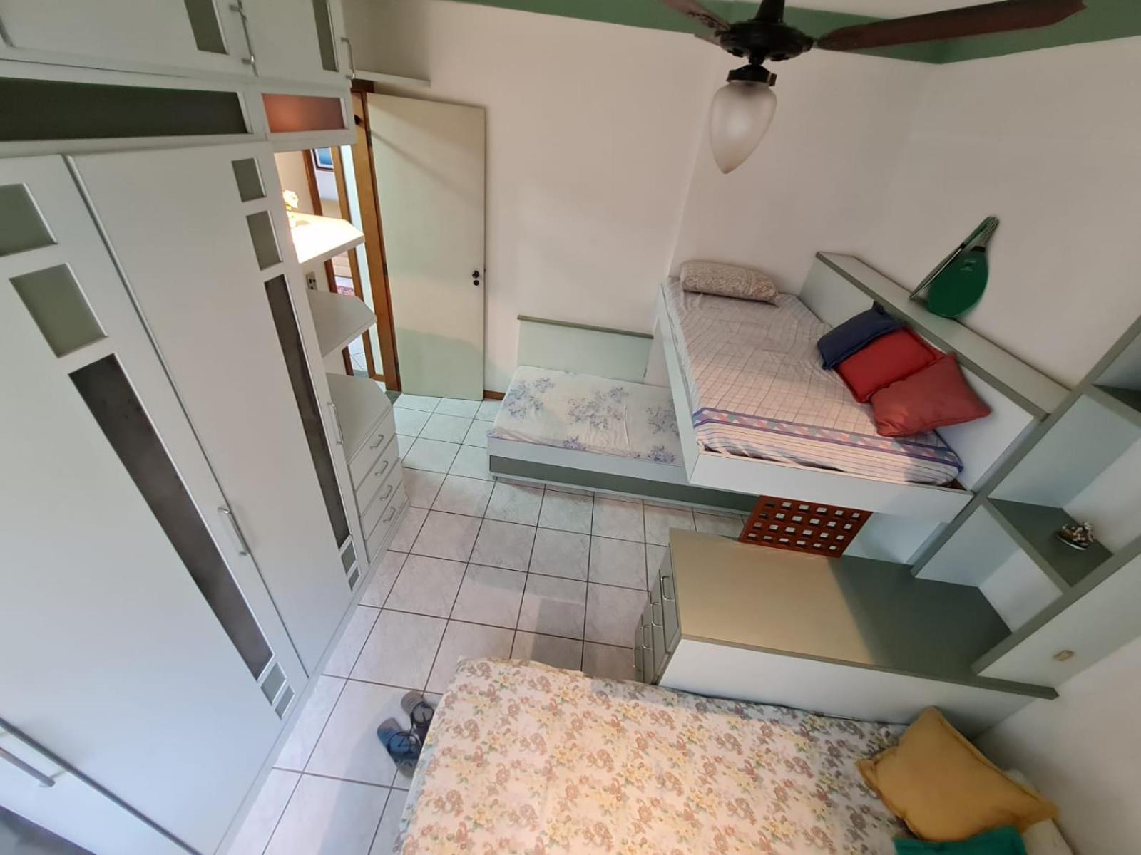 APT Encantador Centro Guarapari, completo, 50 m da praia
