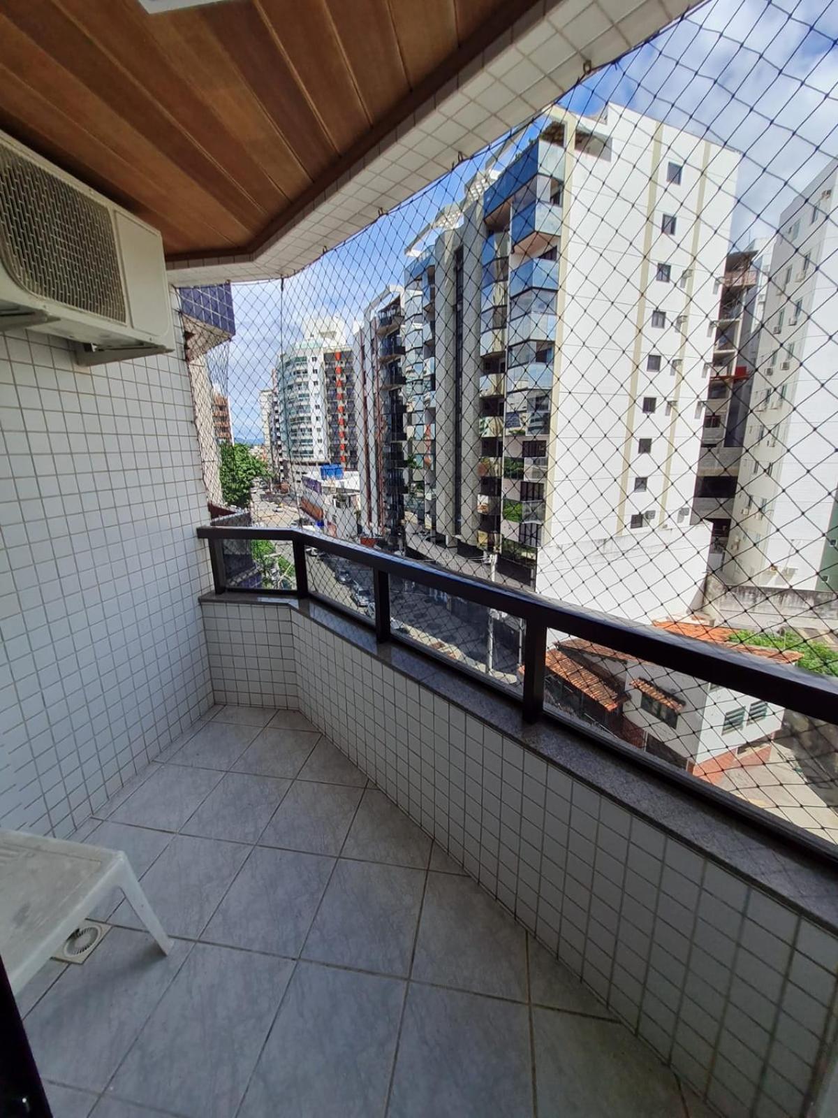 APT Encantador Centro Guarapari, completo, 50 m da praia
