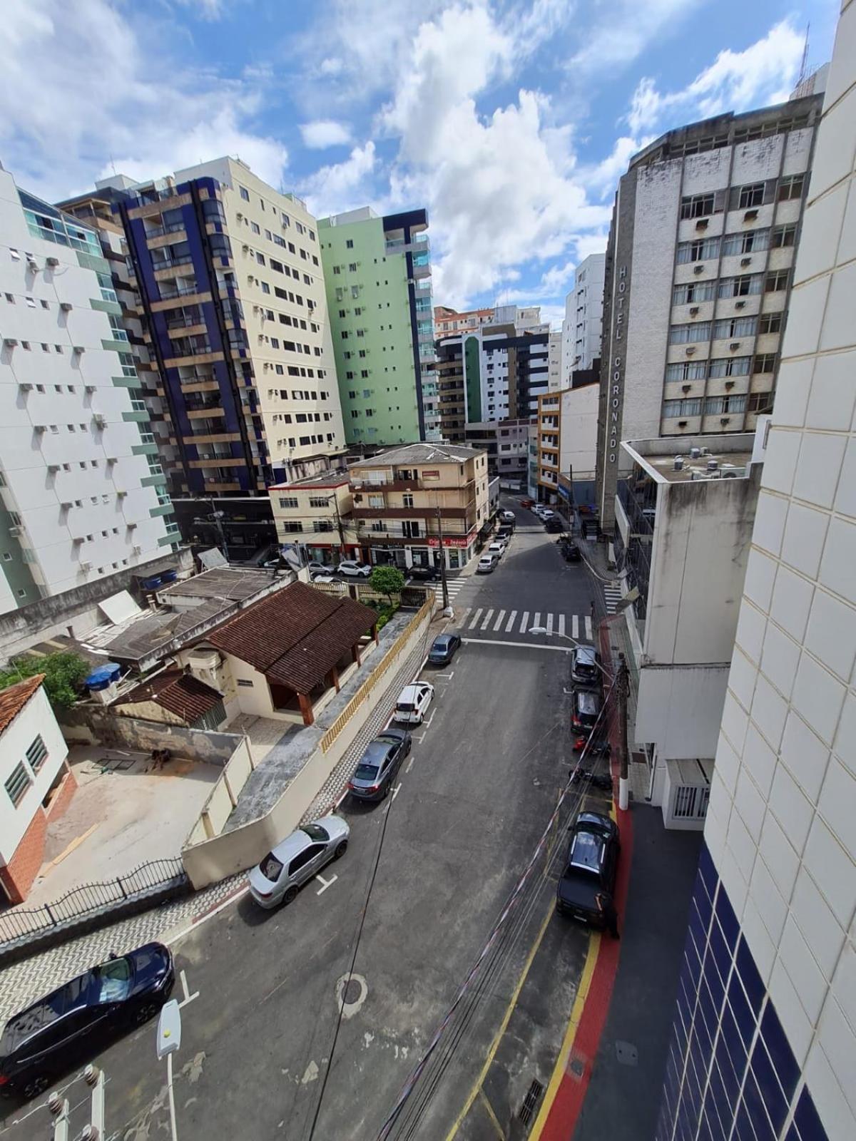 APT Encantador Centro Guarapari, completo, 50 m da praia