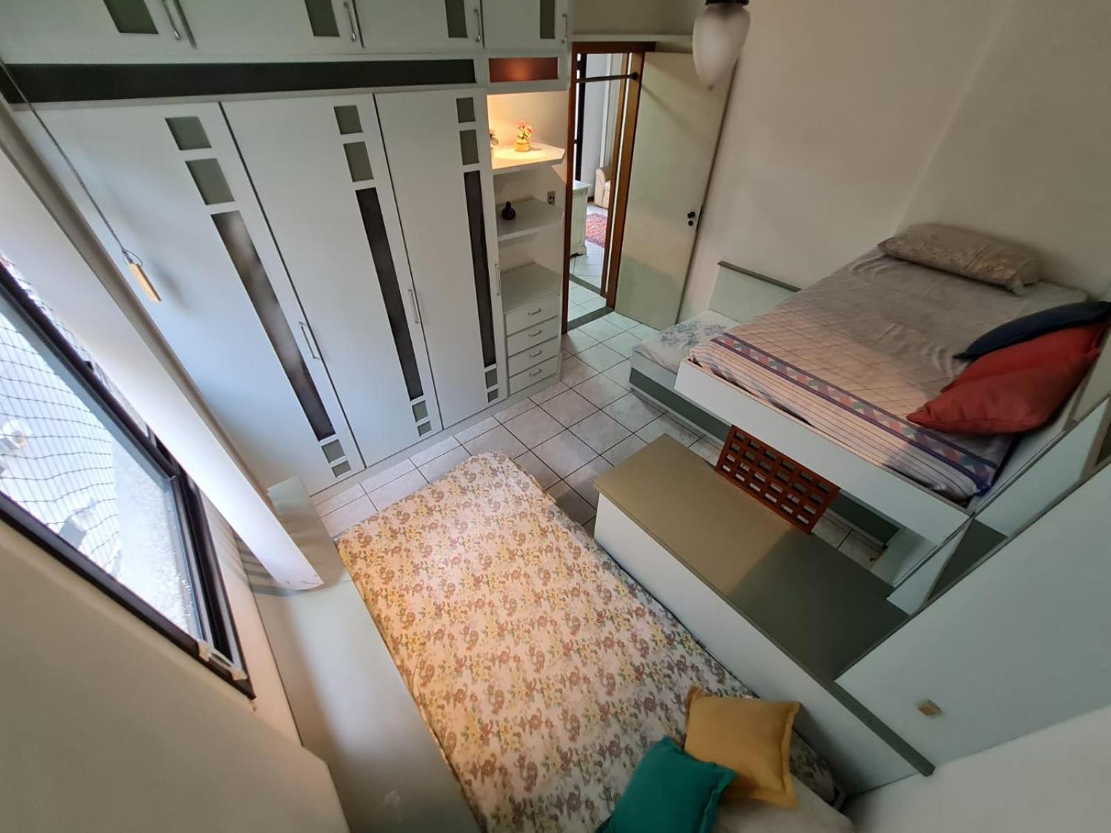 APT Encantador Centro Guarapari, completo, 50 m da praia