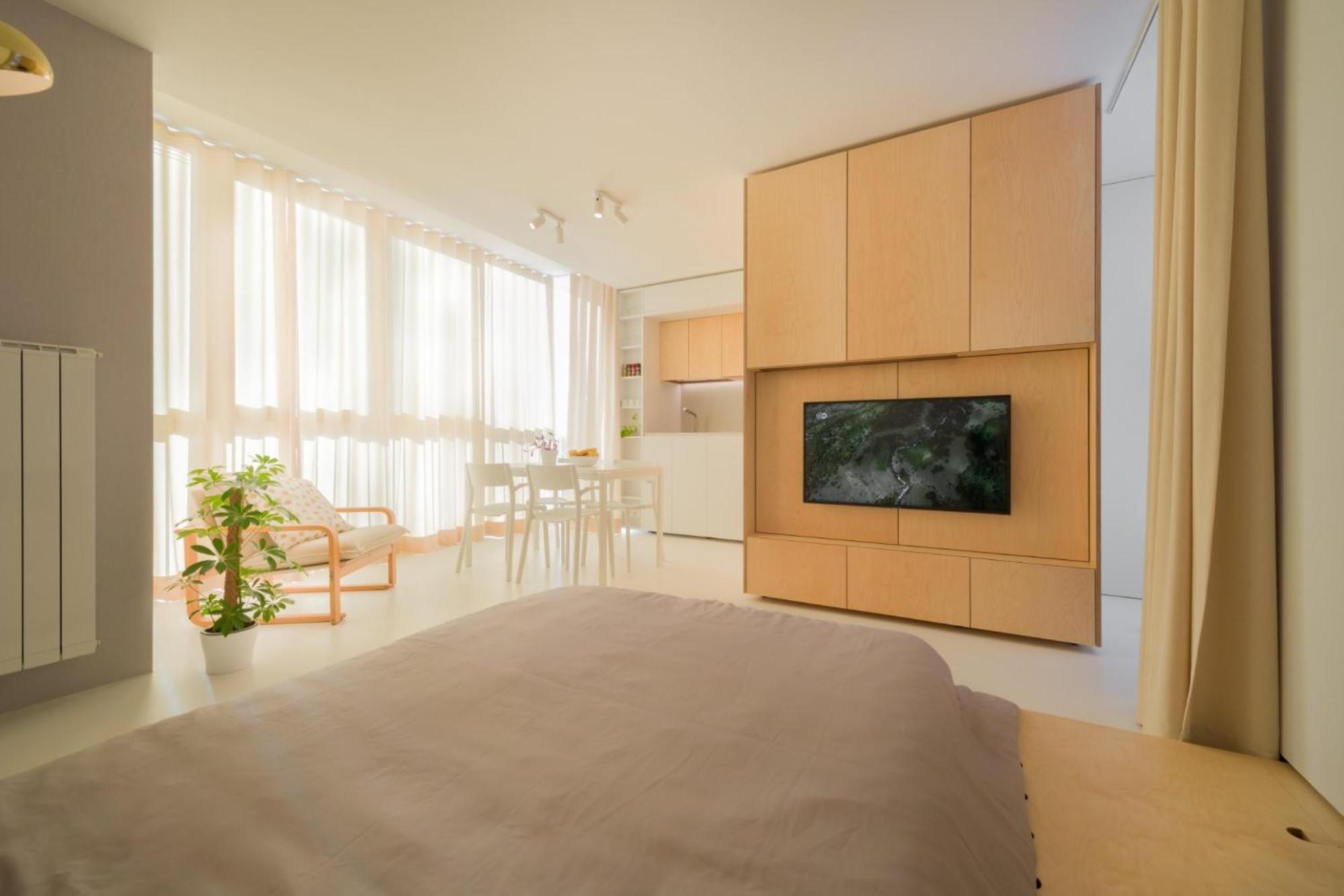 Elegant Studio Apartment with Panoramic View