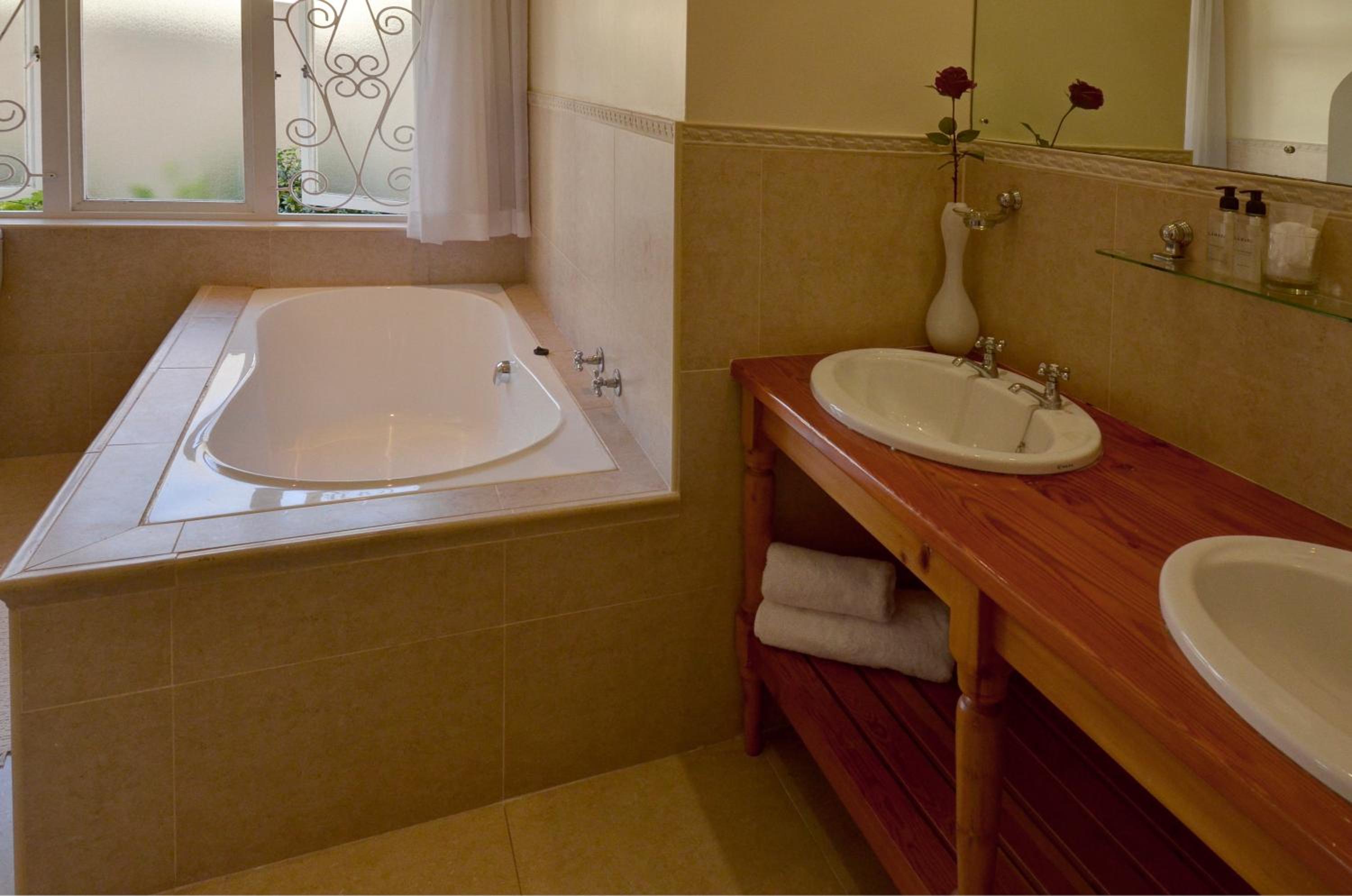 Sundown Manor Guest House — photo 41