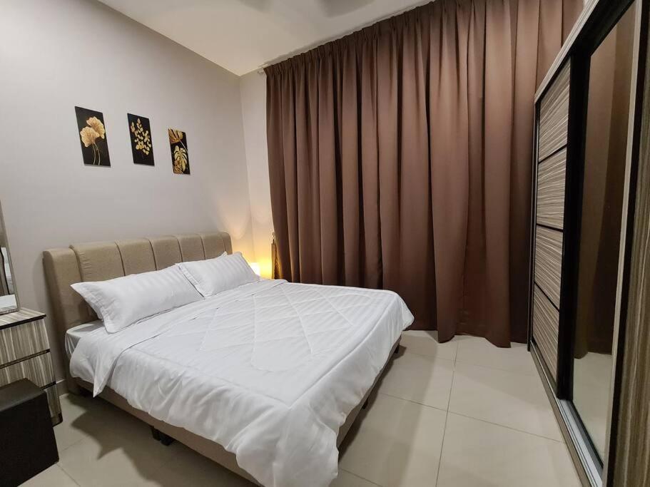 Eid SKS Habitat -Free Wifi Netflix, Larkin, Johor Bahru