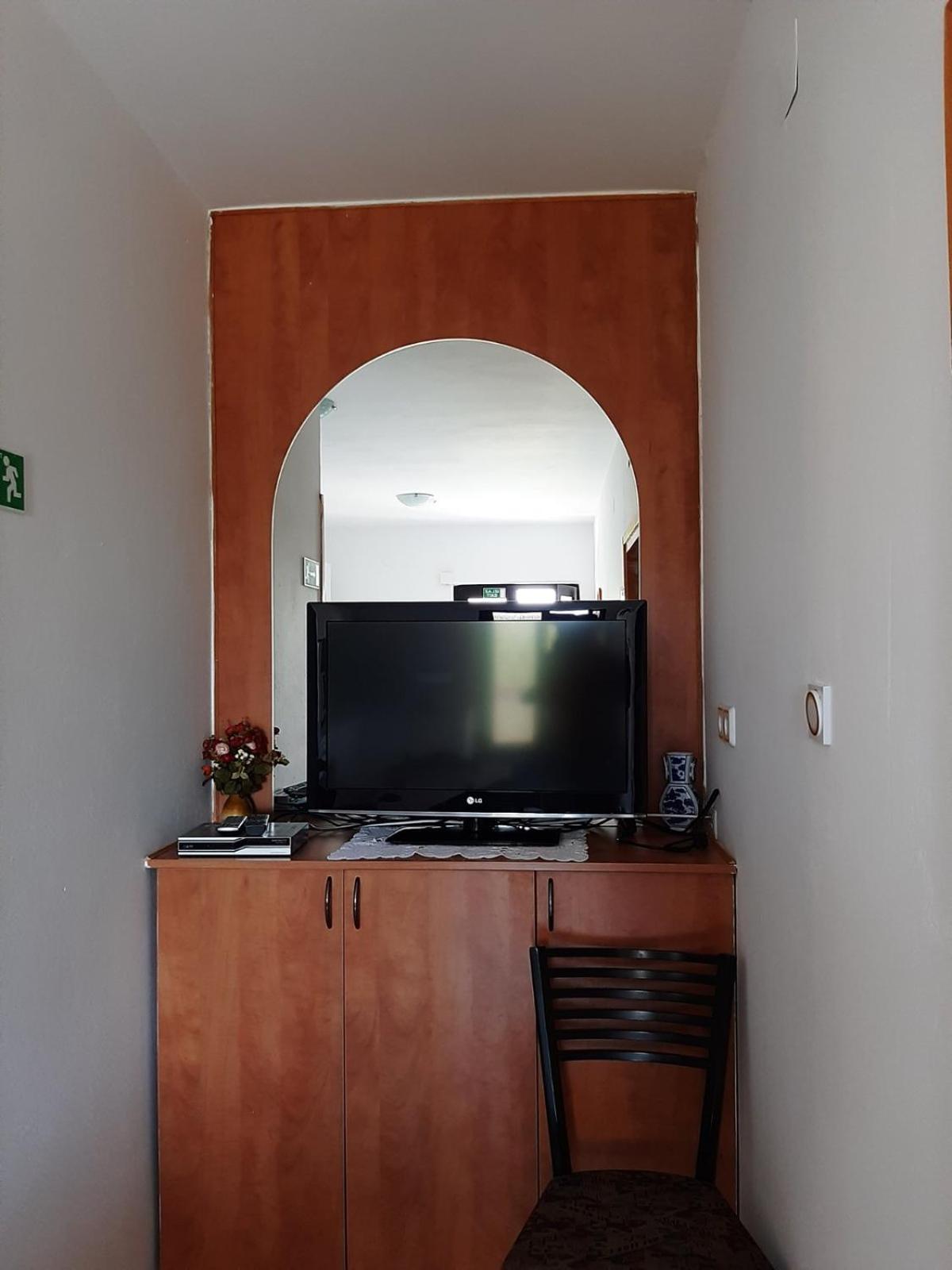 Photo 46