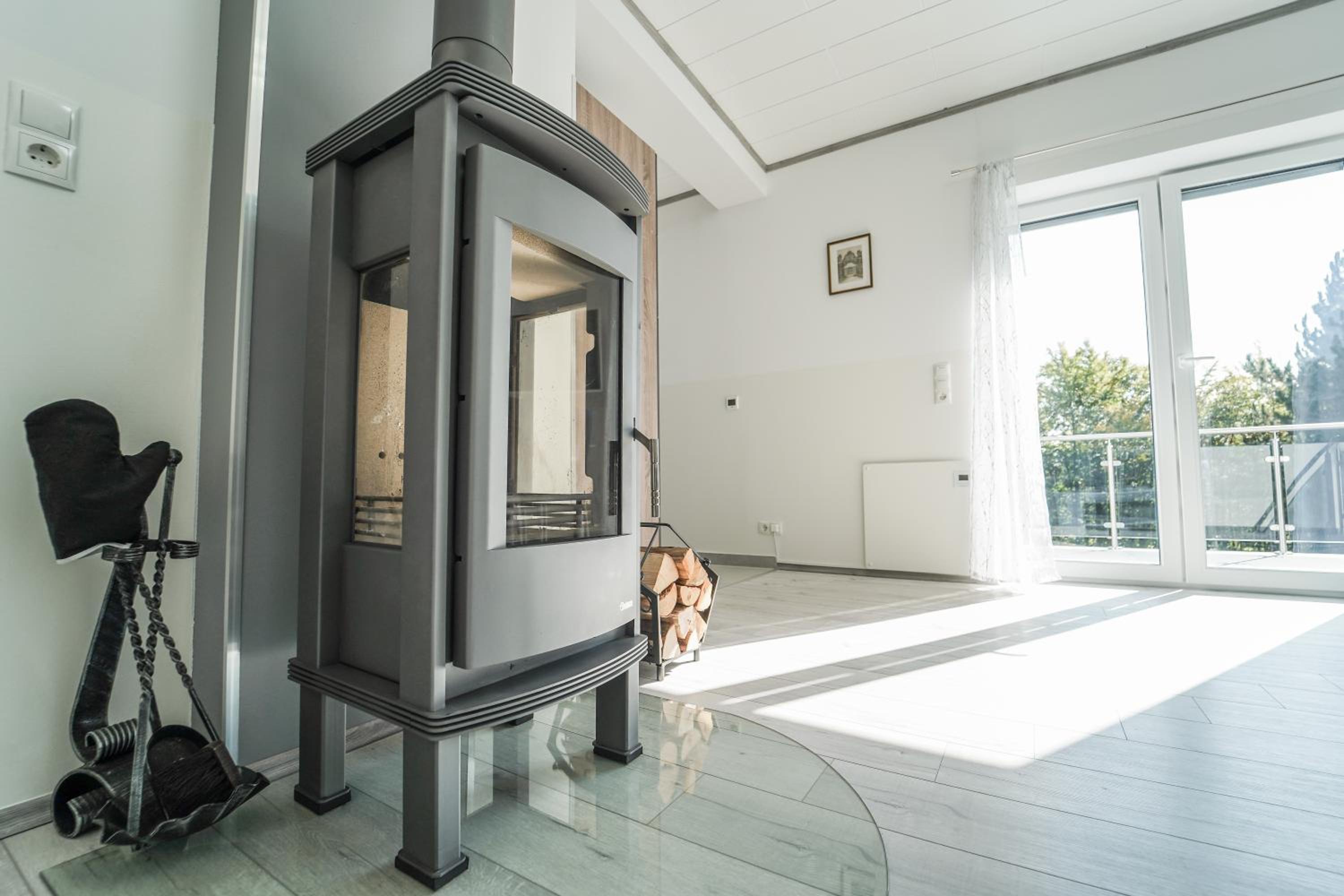 Behagliches Cottage mit Kamin mitten im Wald