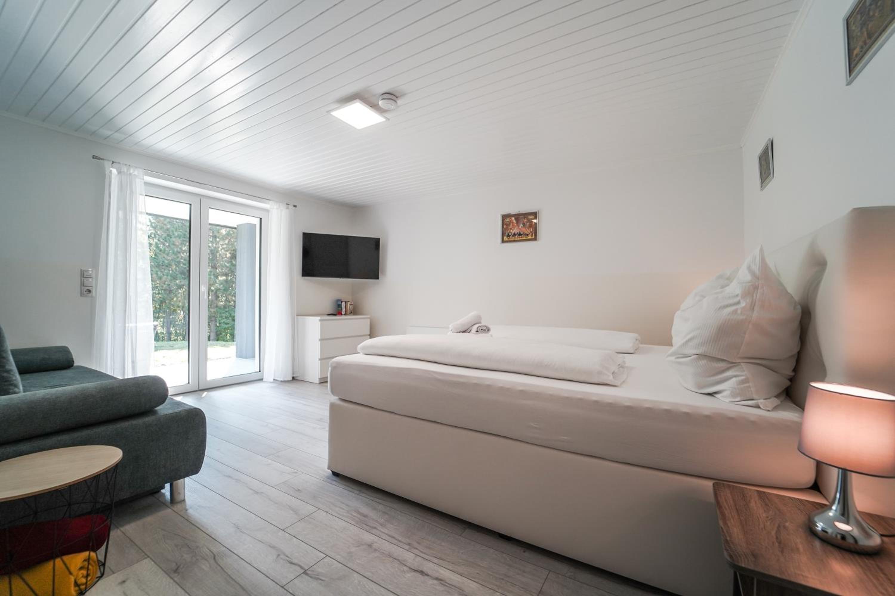 Behagliches Cottage mit Kamin mitten im Wald