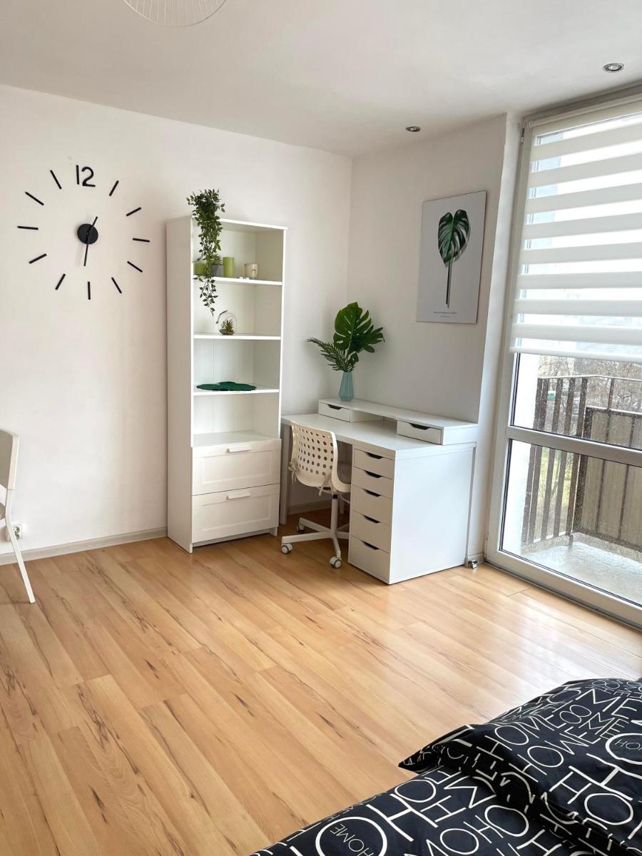 15 min Stare Miasto D&A Apartments Darwina view 2
