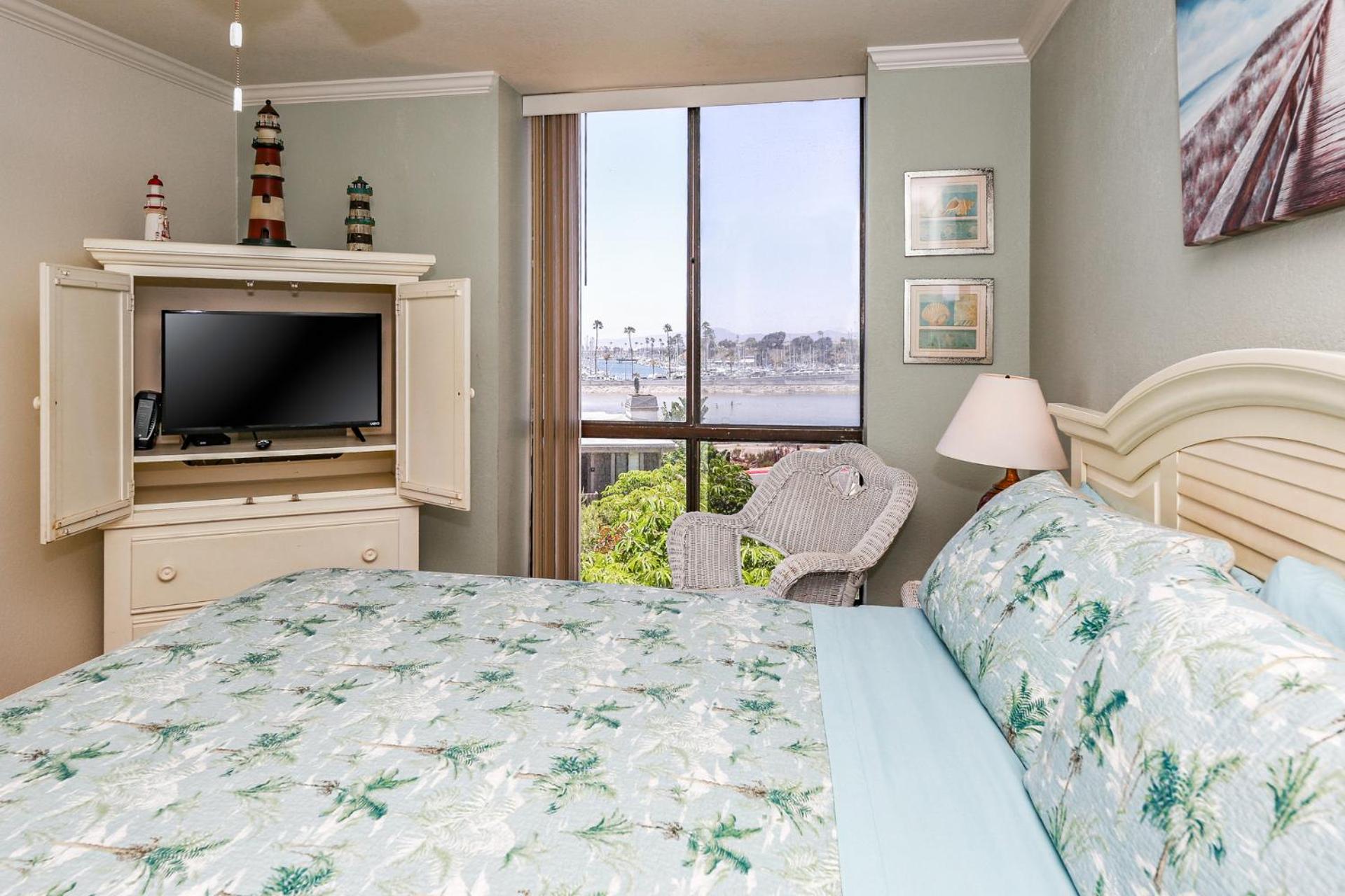 F201 - Harborview Heaven view 5