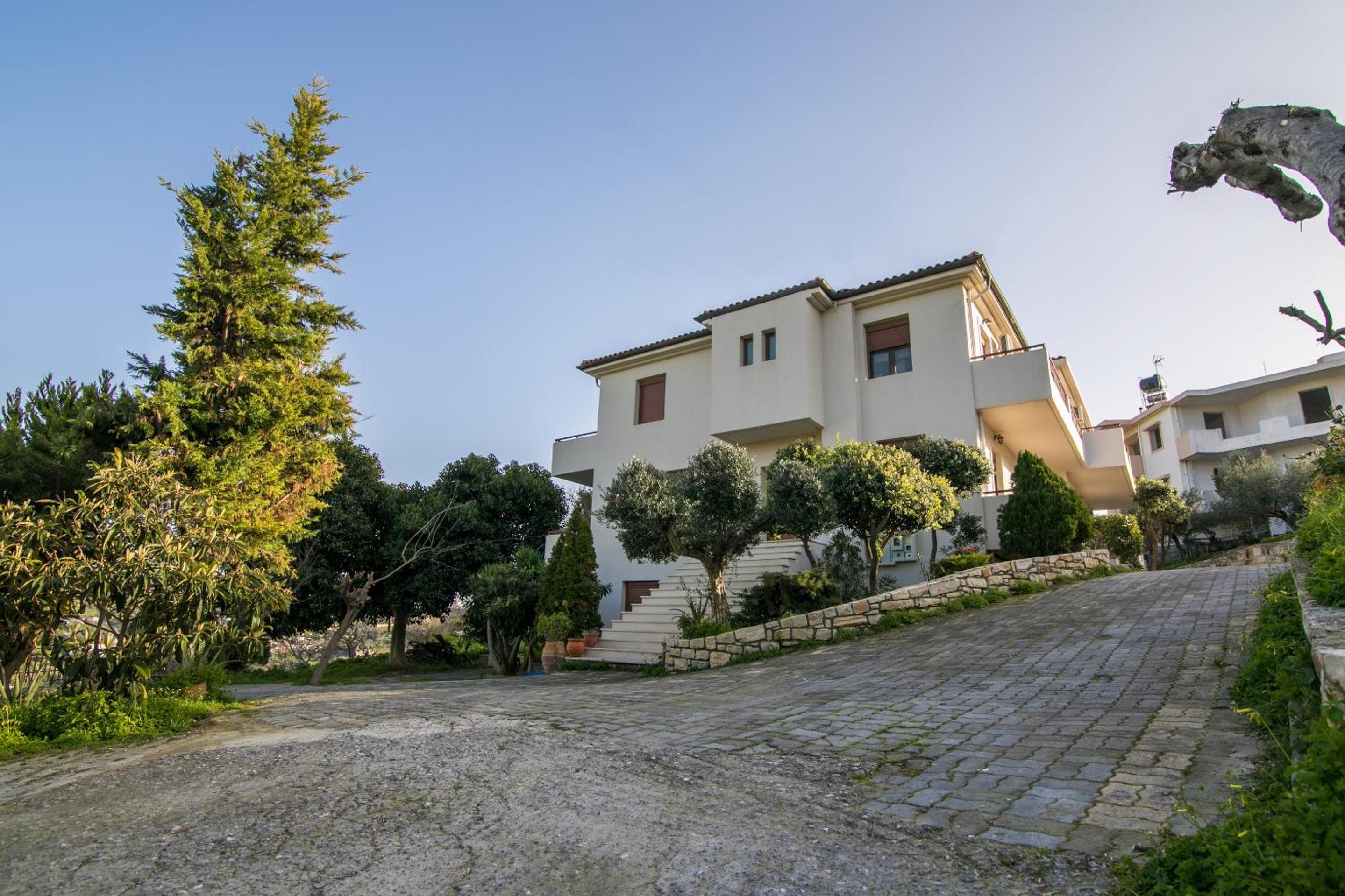Ariadni's Maisonette