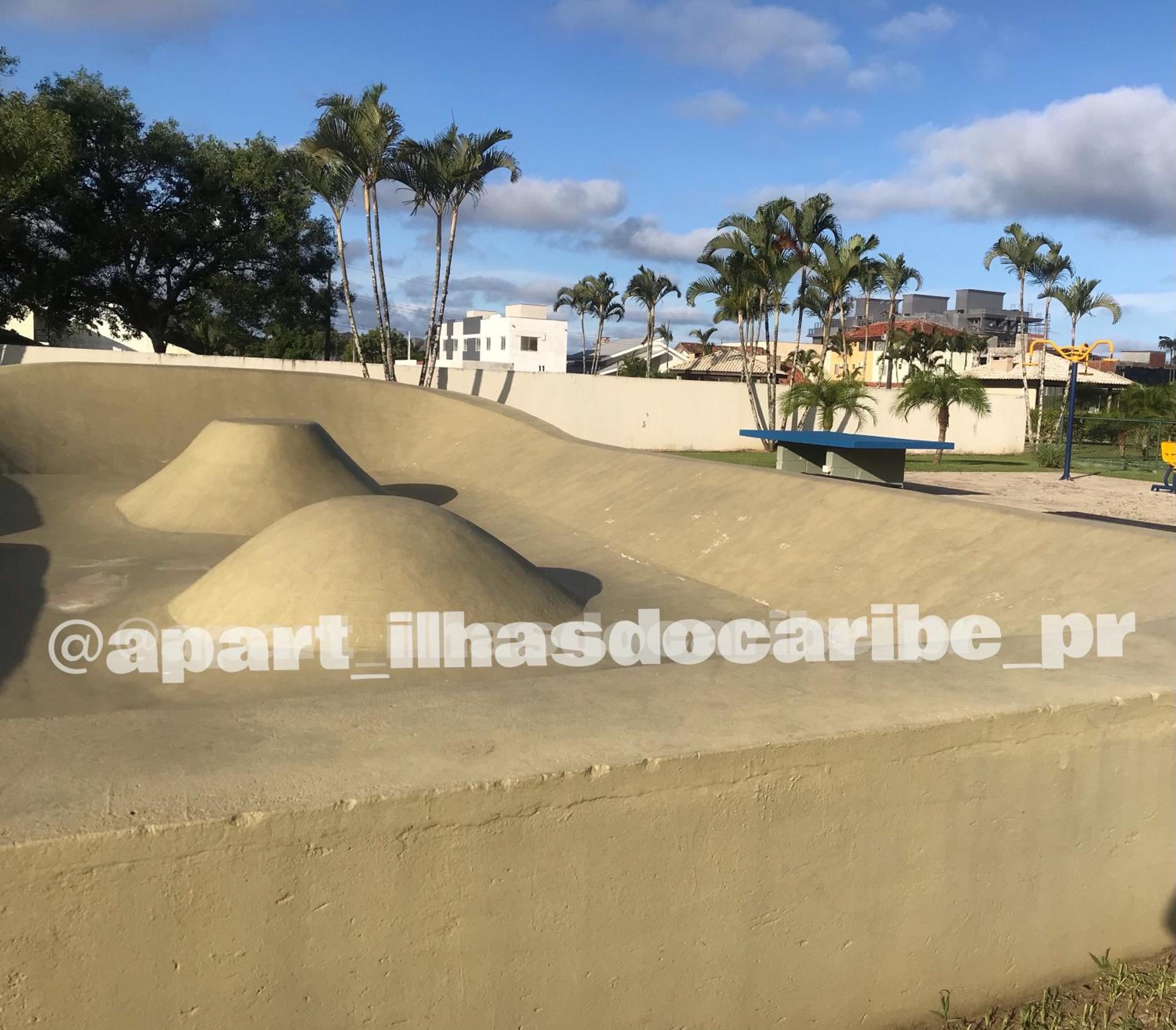 Apto Cond Ilhas do Caribe - Pr - Beira Mar