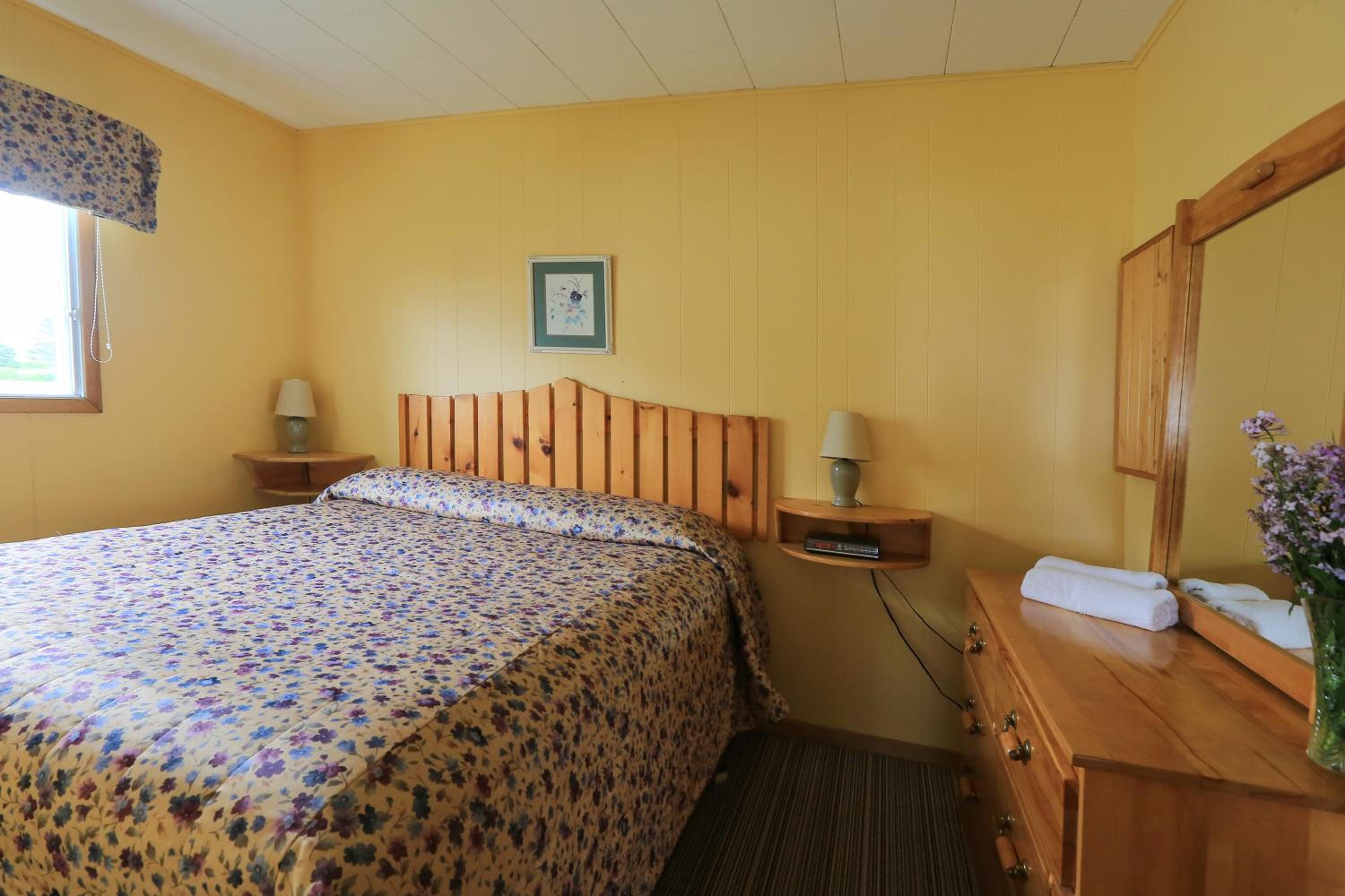 Cavendish Country Inn & Cottages