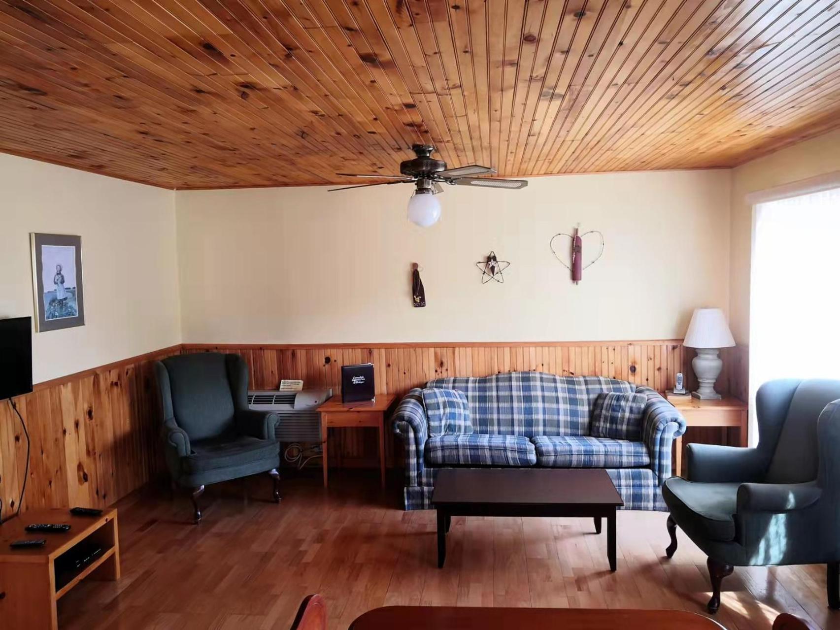 Cavendish Country Inn & Cottages