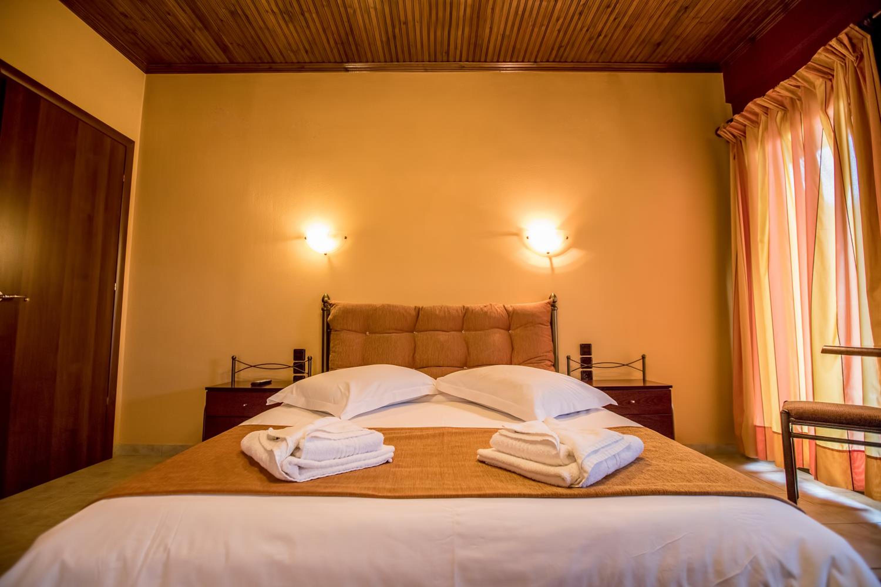 Kynthia Guesthouse