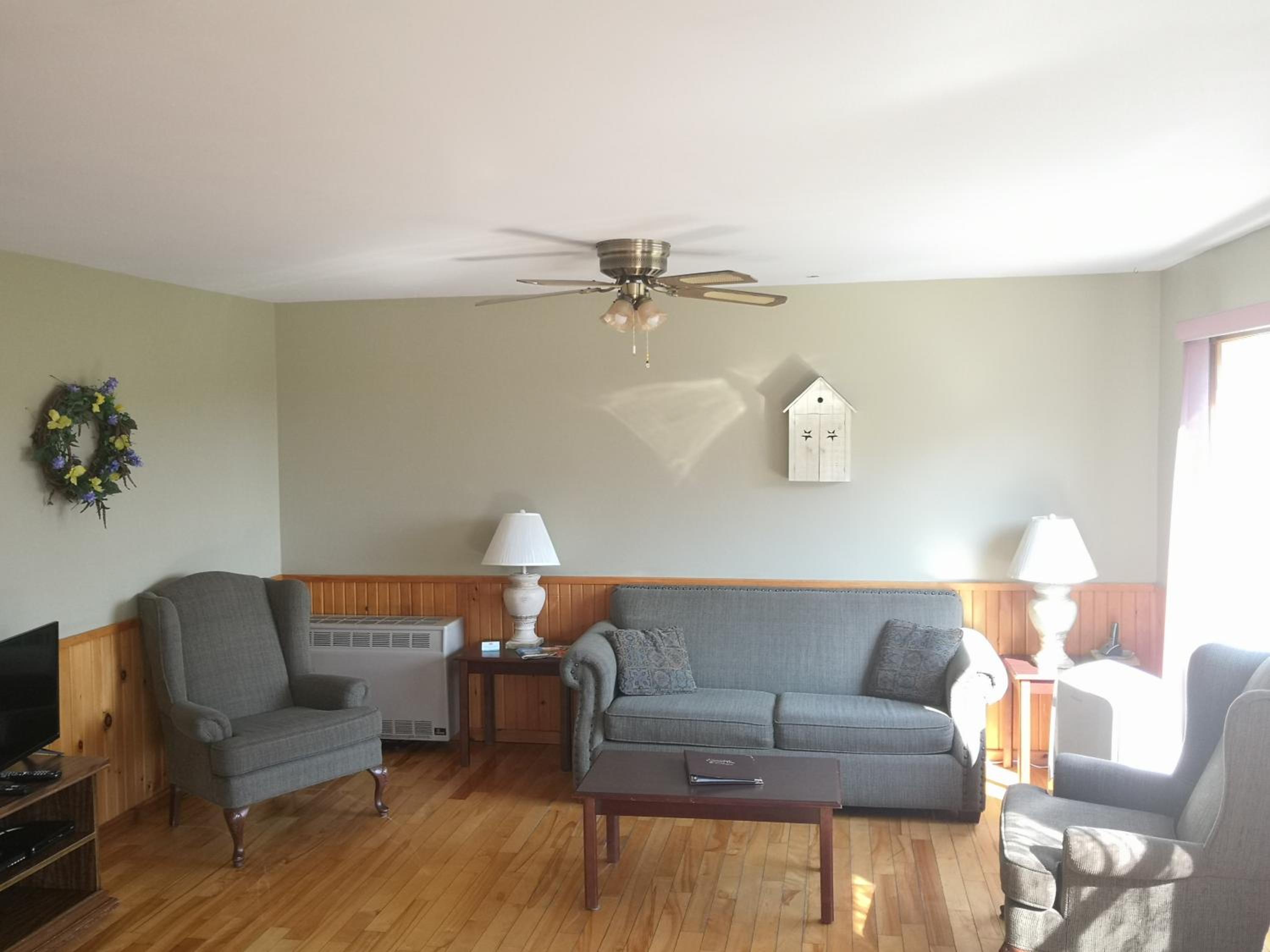 Cavendish Country Inn & Cottages