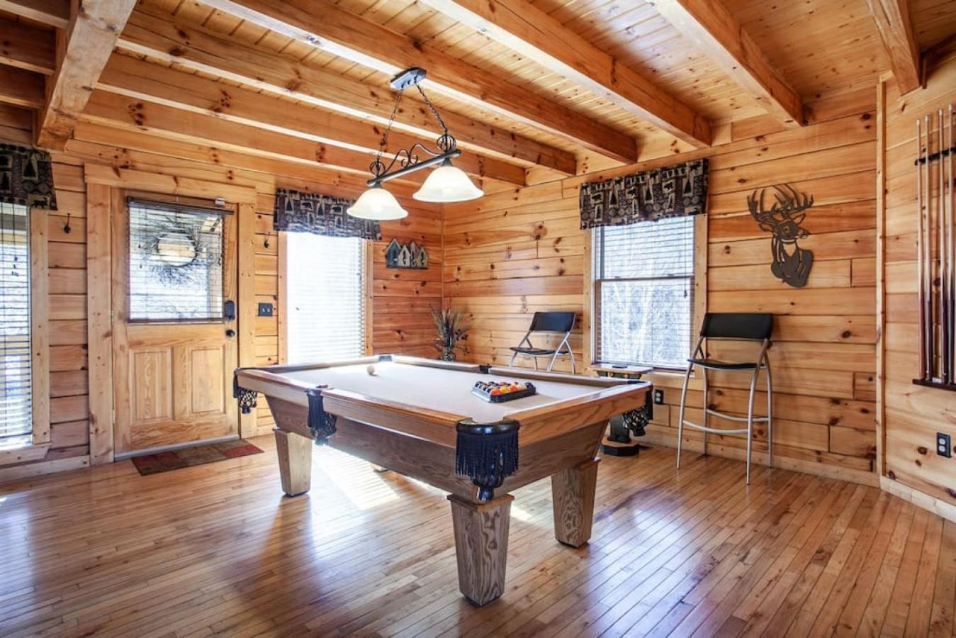 Whisk A Way with Hot Tub, Pool Table and Jacuzzi