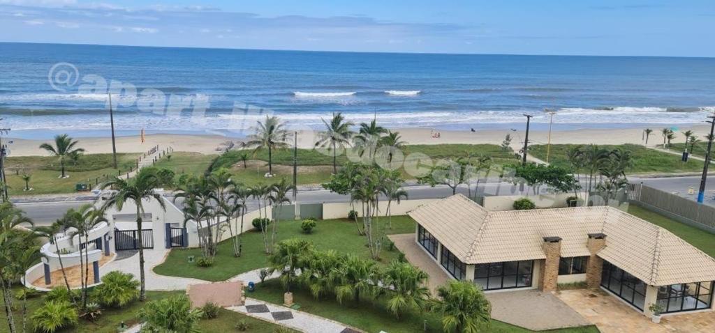 Apto Cond Ilhas do Caribe - Pr - Beira Mar