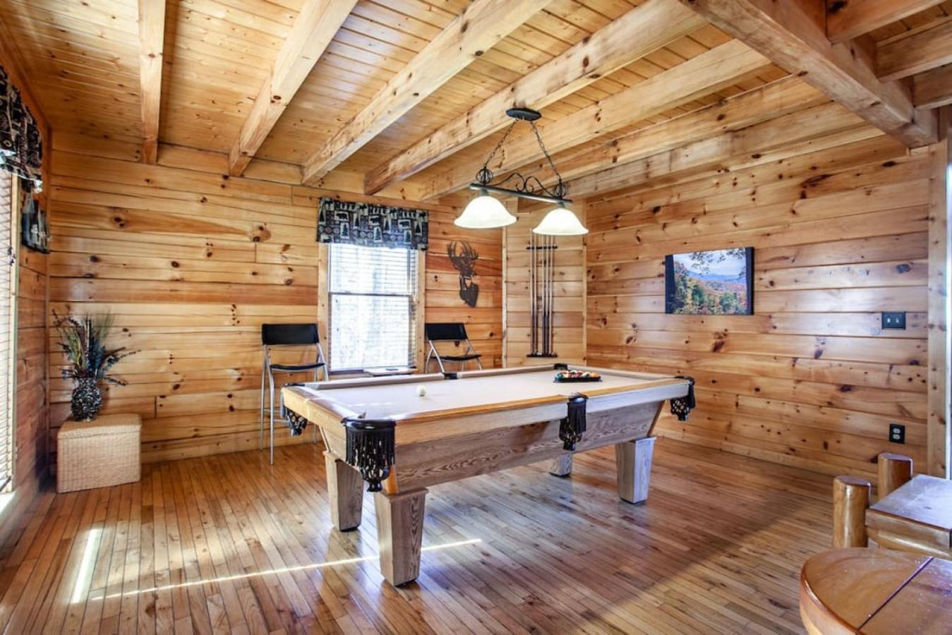 Whisk A Way with Hot Tub, Pool Table and Jacuzzi
