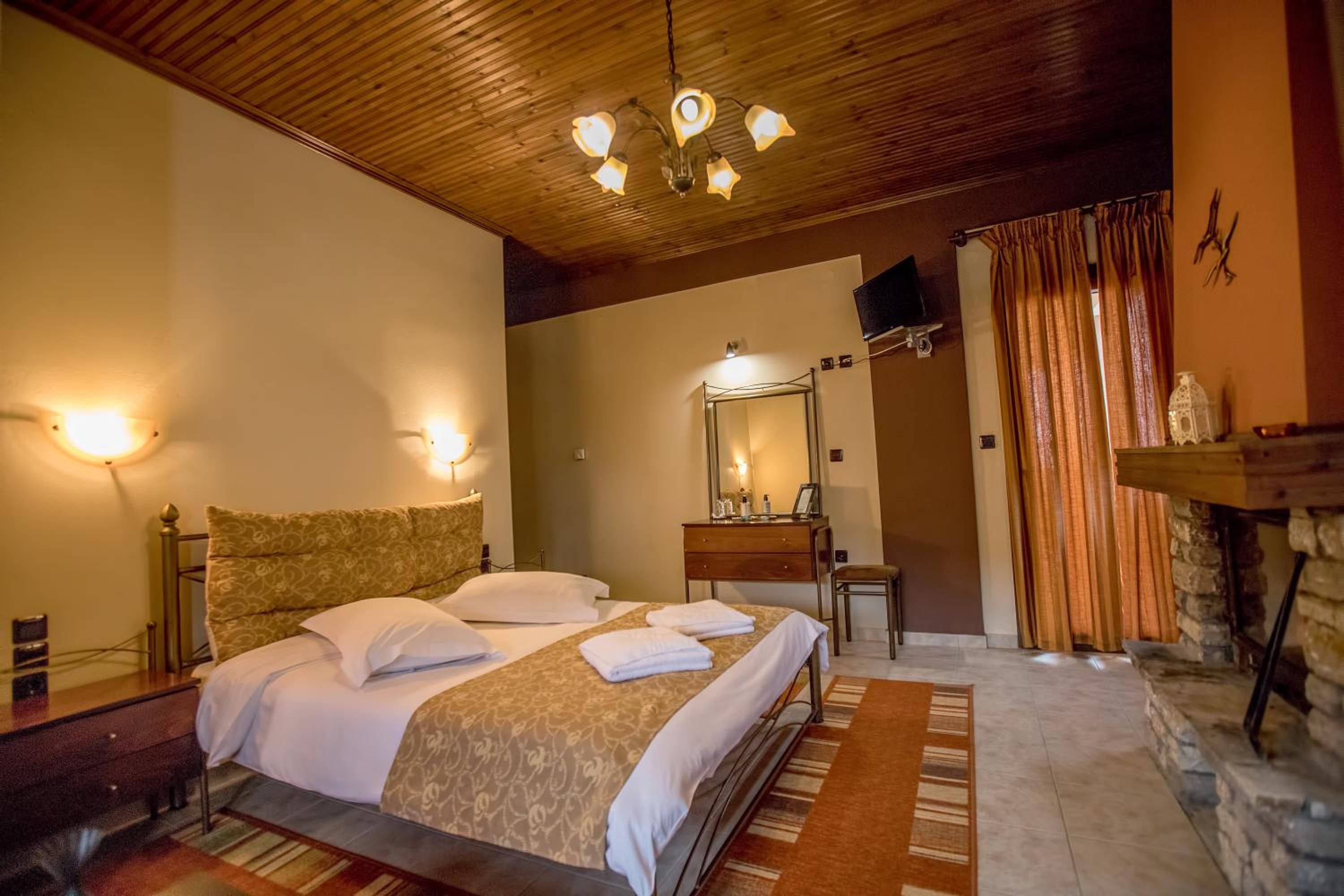 Kynthia Guesthouse