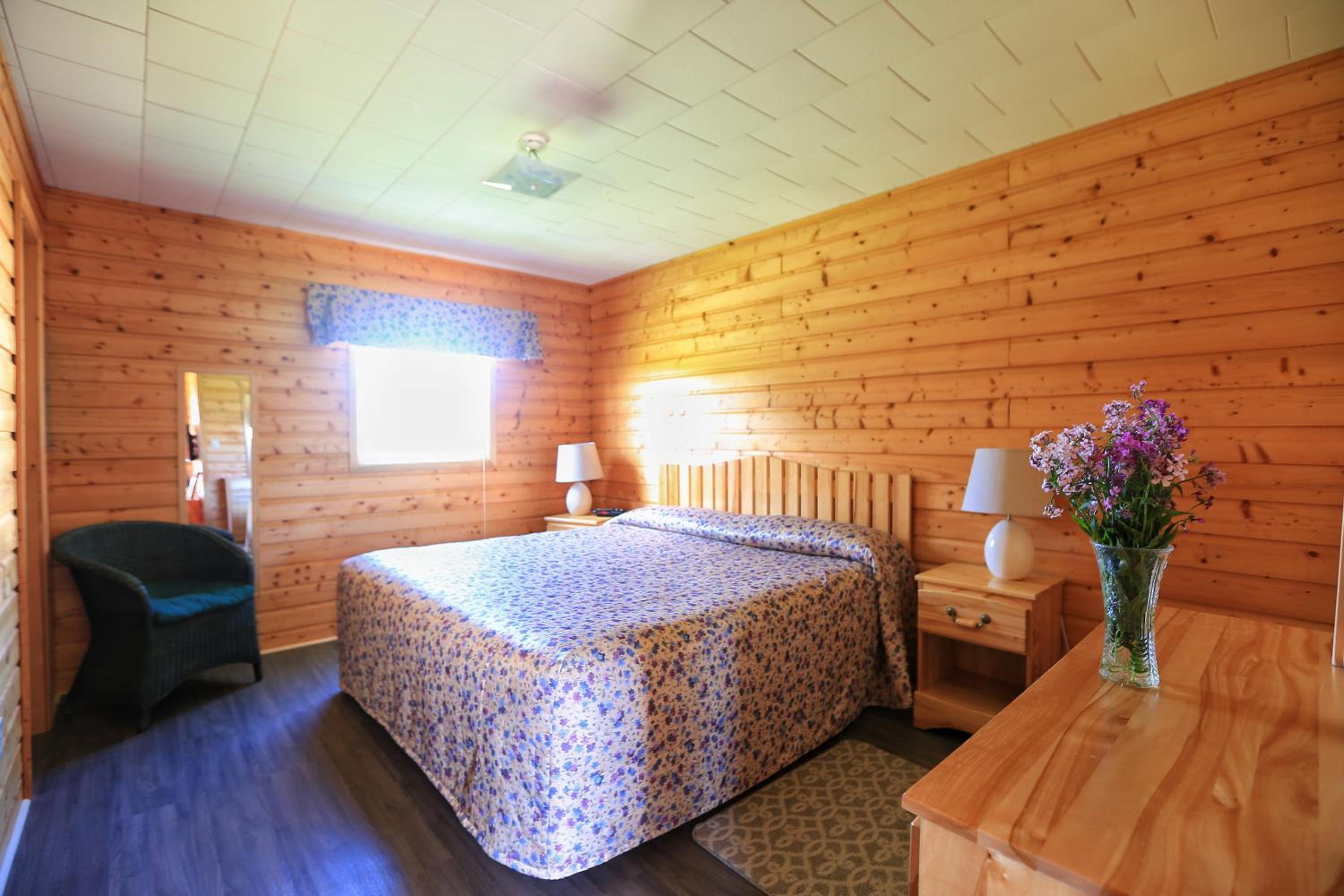 Cavendish Country Inn & Cottages