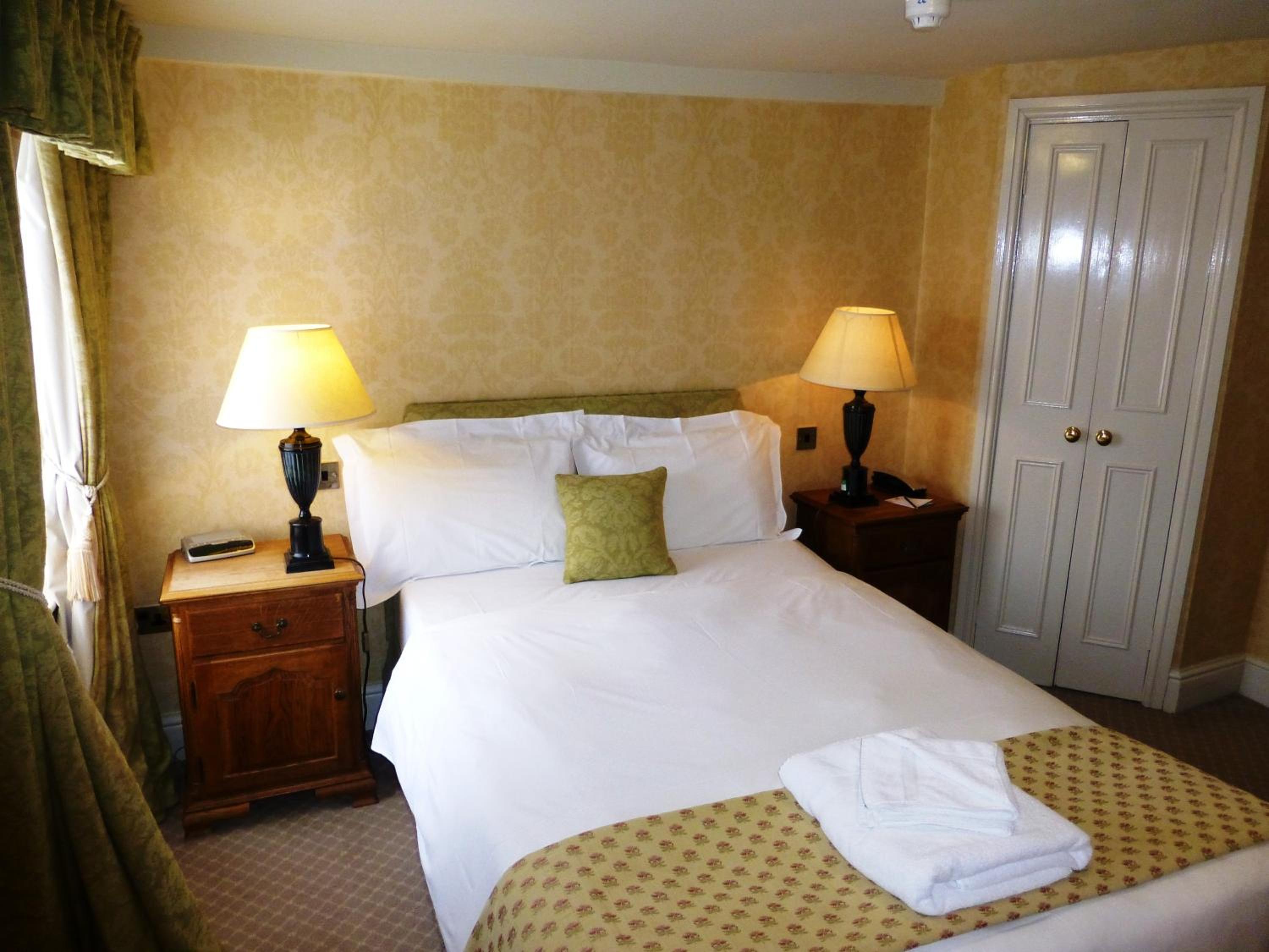 Devizes Vacations - The Bear Hotel - Property Image 23