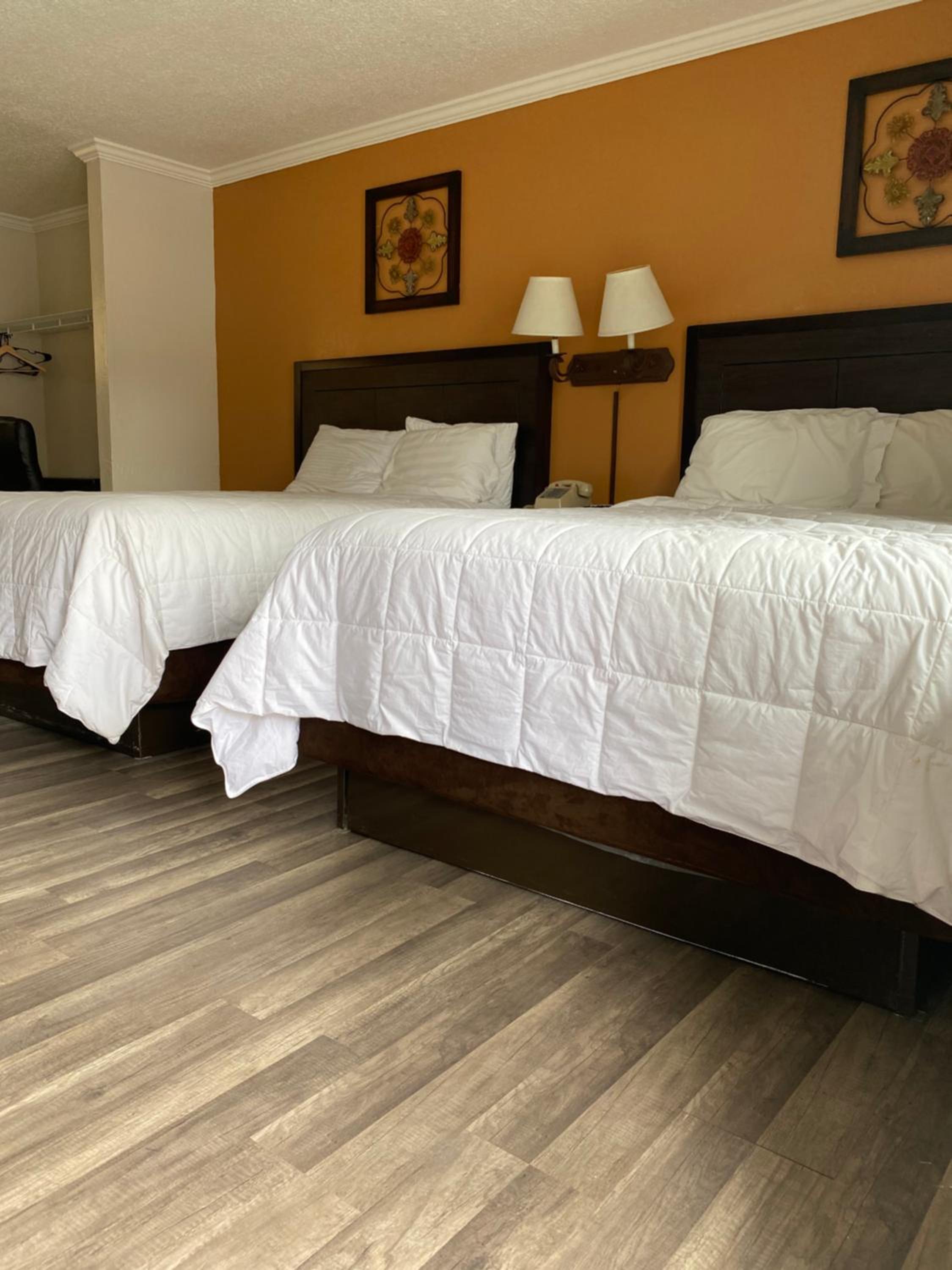 Lake Tahoe Vacations - Budget INN At The Heavenly Gondola - Property Image 32