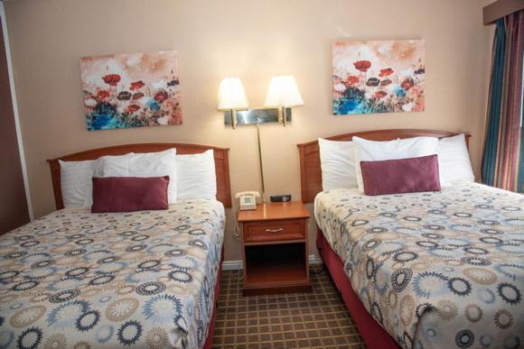 Elko Vacations - Esquire Inn - Property Image 9