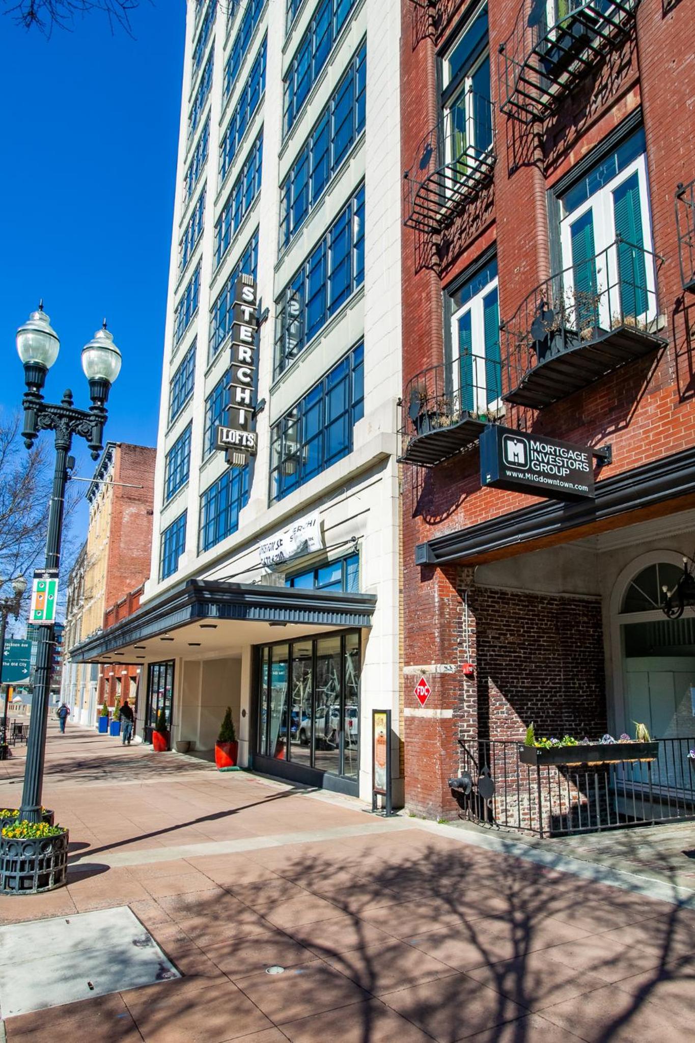 Sterchi Lofts Getaway - Downtown Knoxville view 4