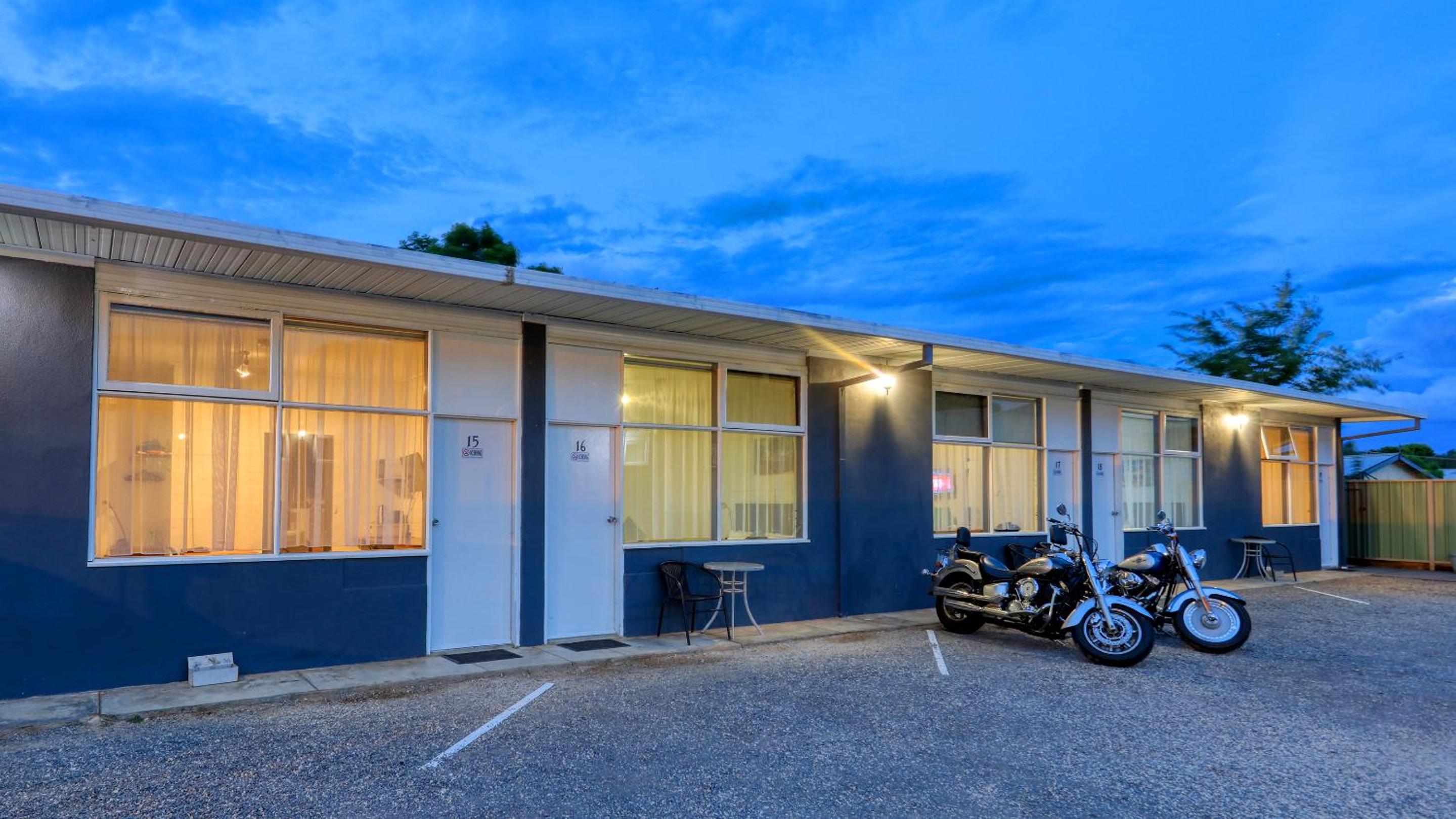 Sun Centre Motel