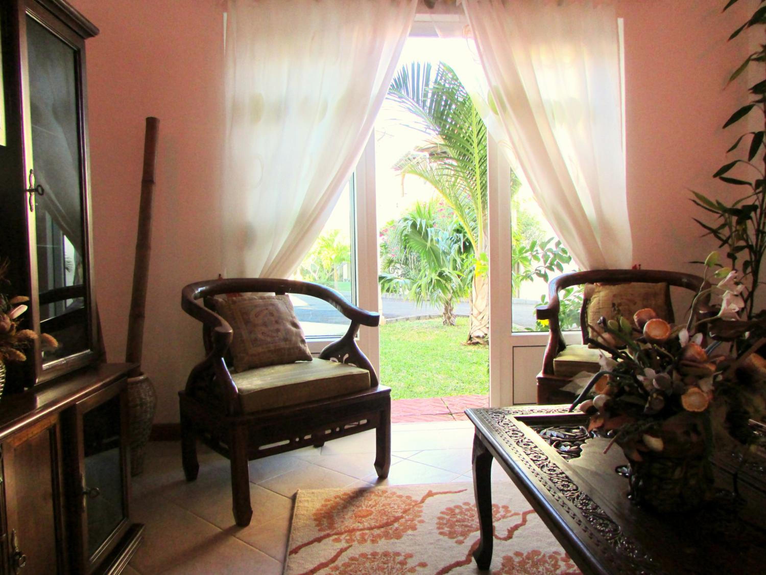 Golden Rod villa