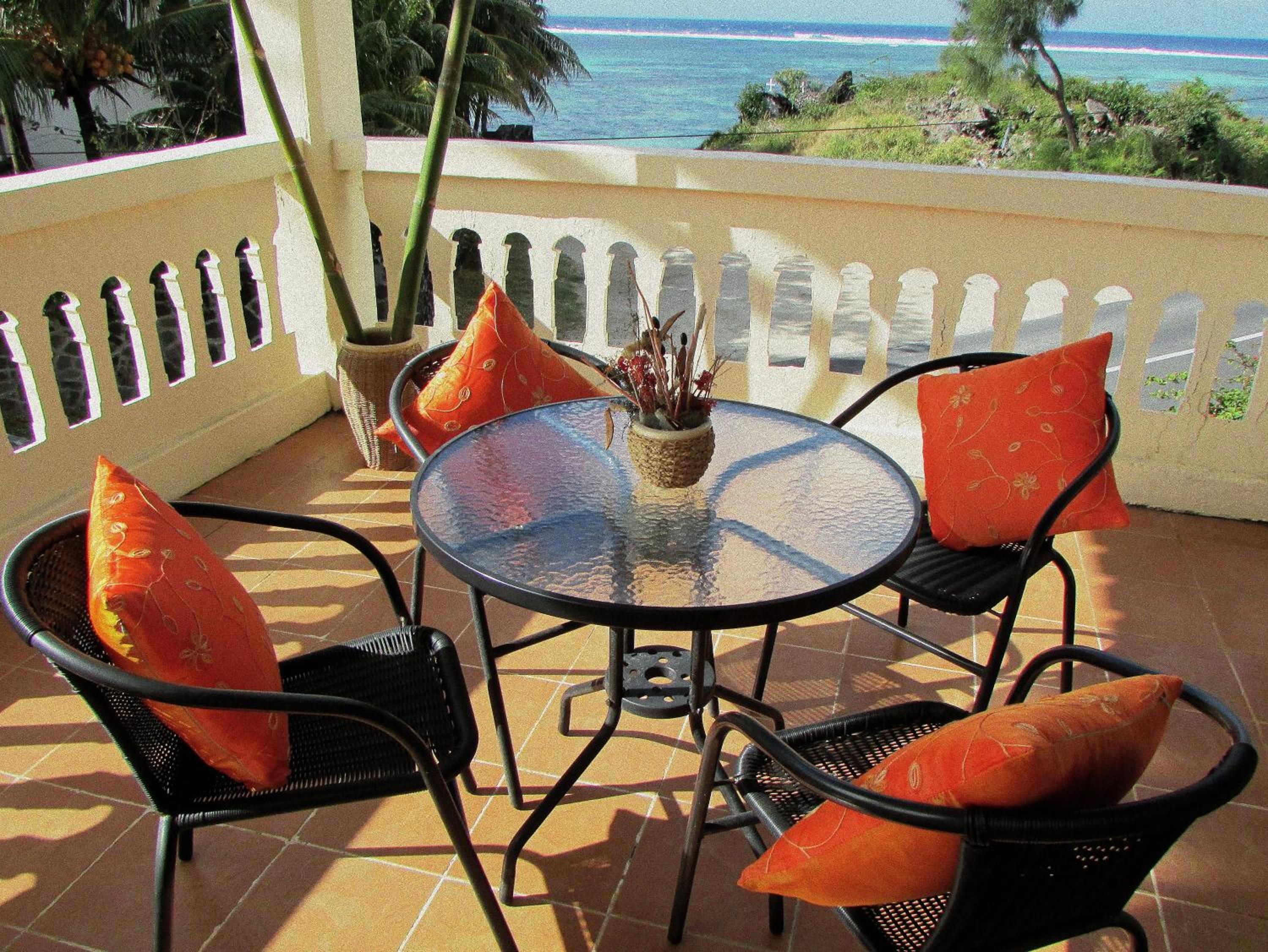 Golden Rod villa
