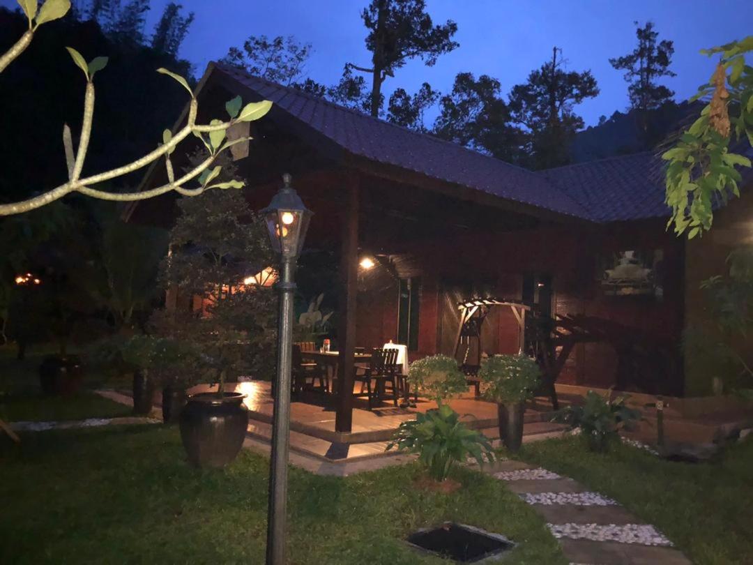 Kemuning Orchard Villaa photo 8