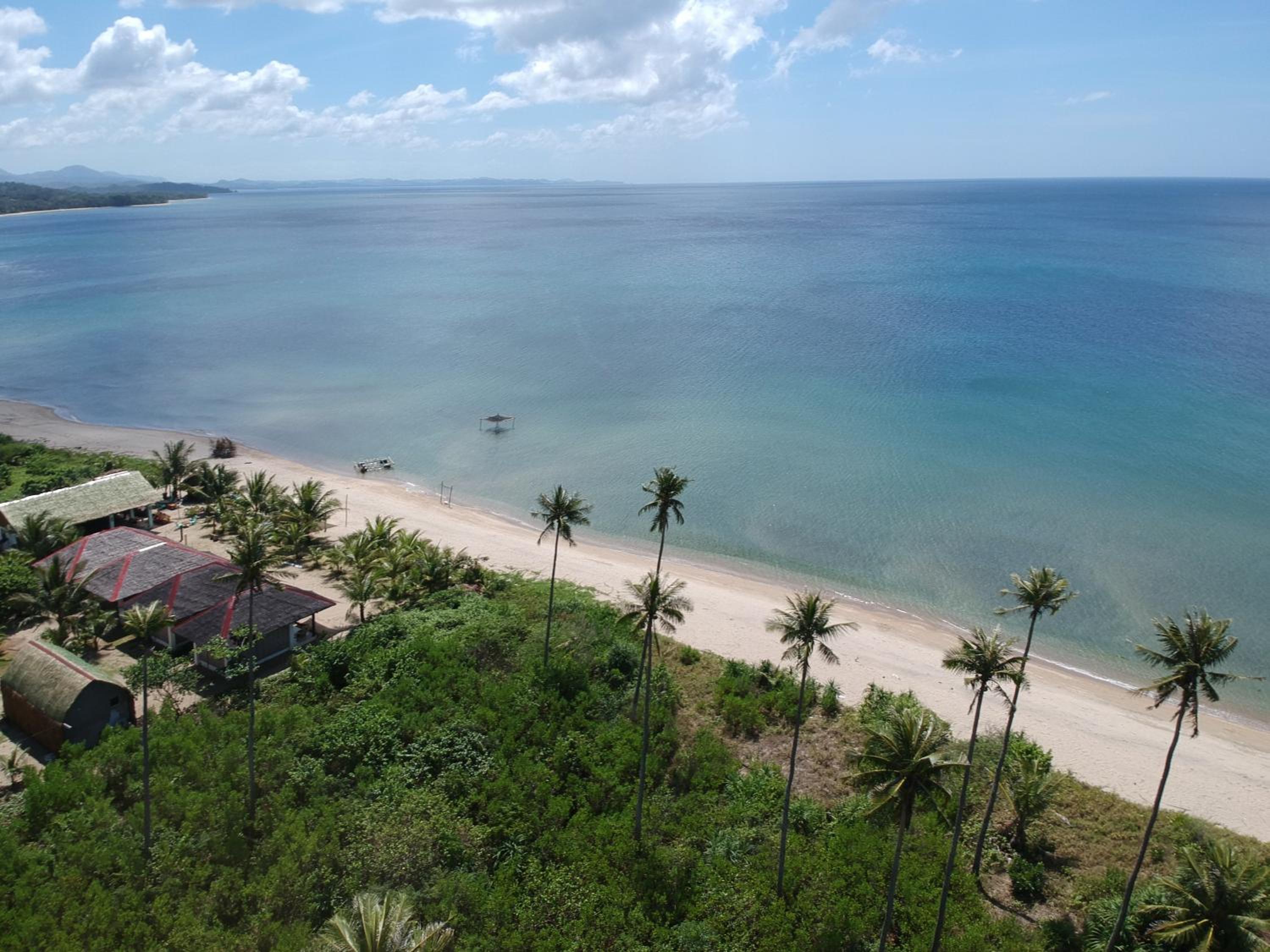 Footprints Beach Resort