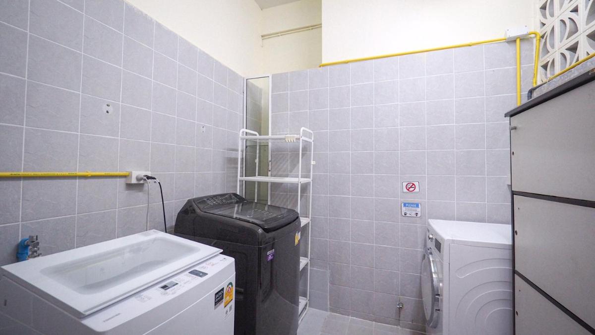 I-Sleep Silom Hostel