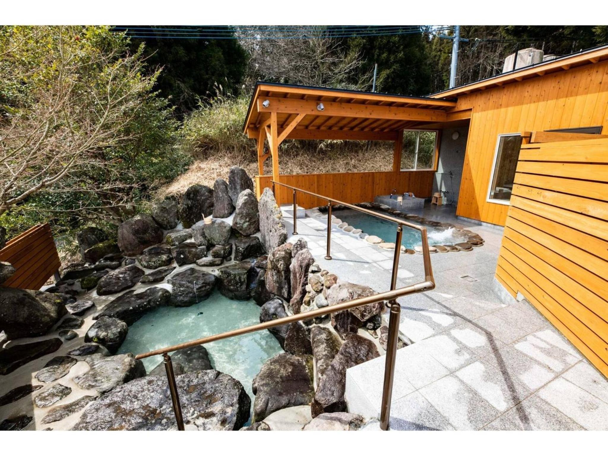 Photo 12