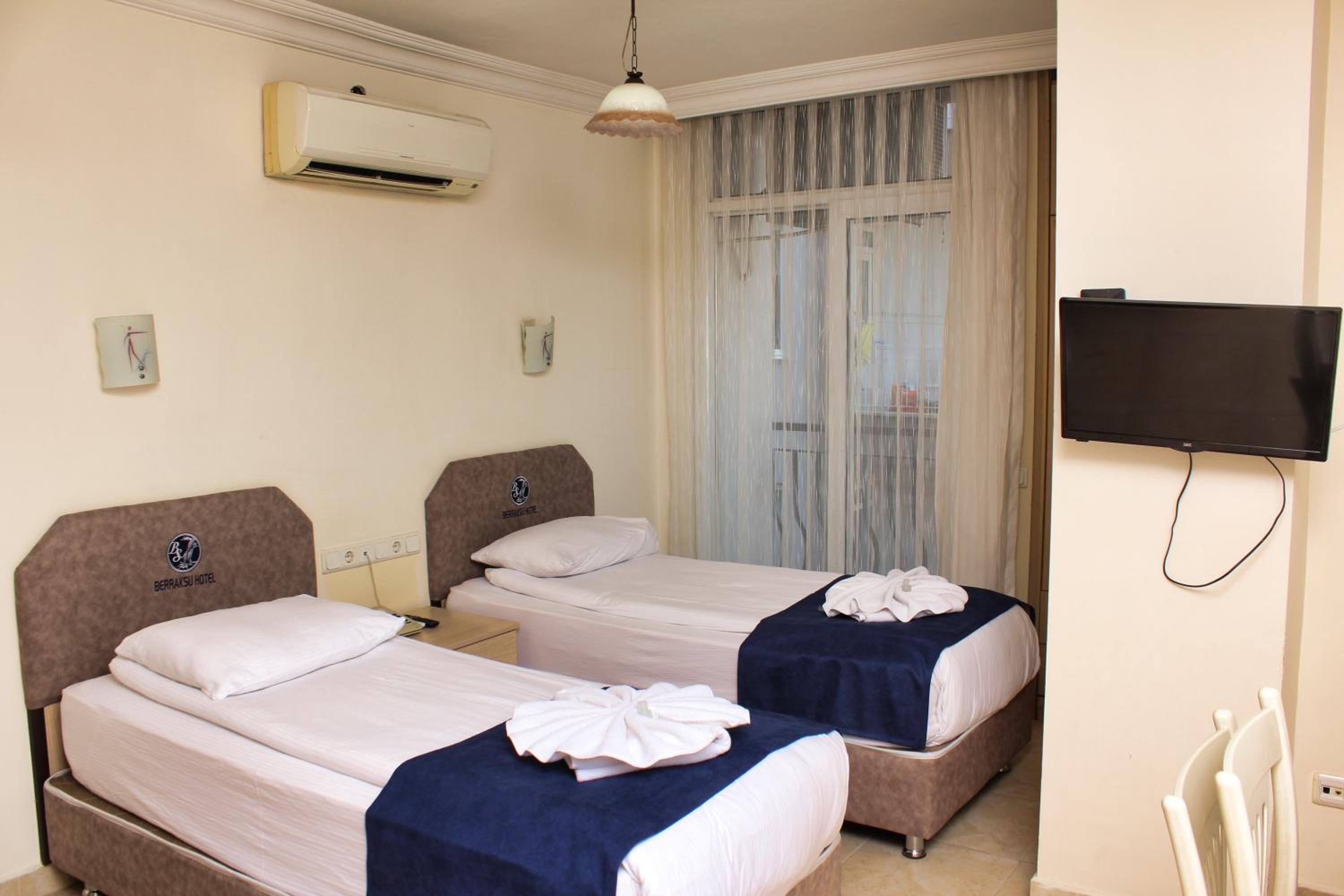 Berrak Su Hotel - Image 23