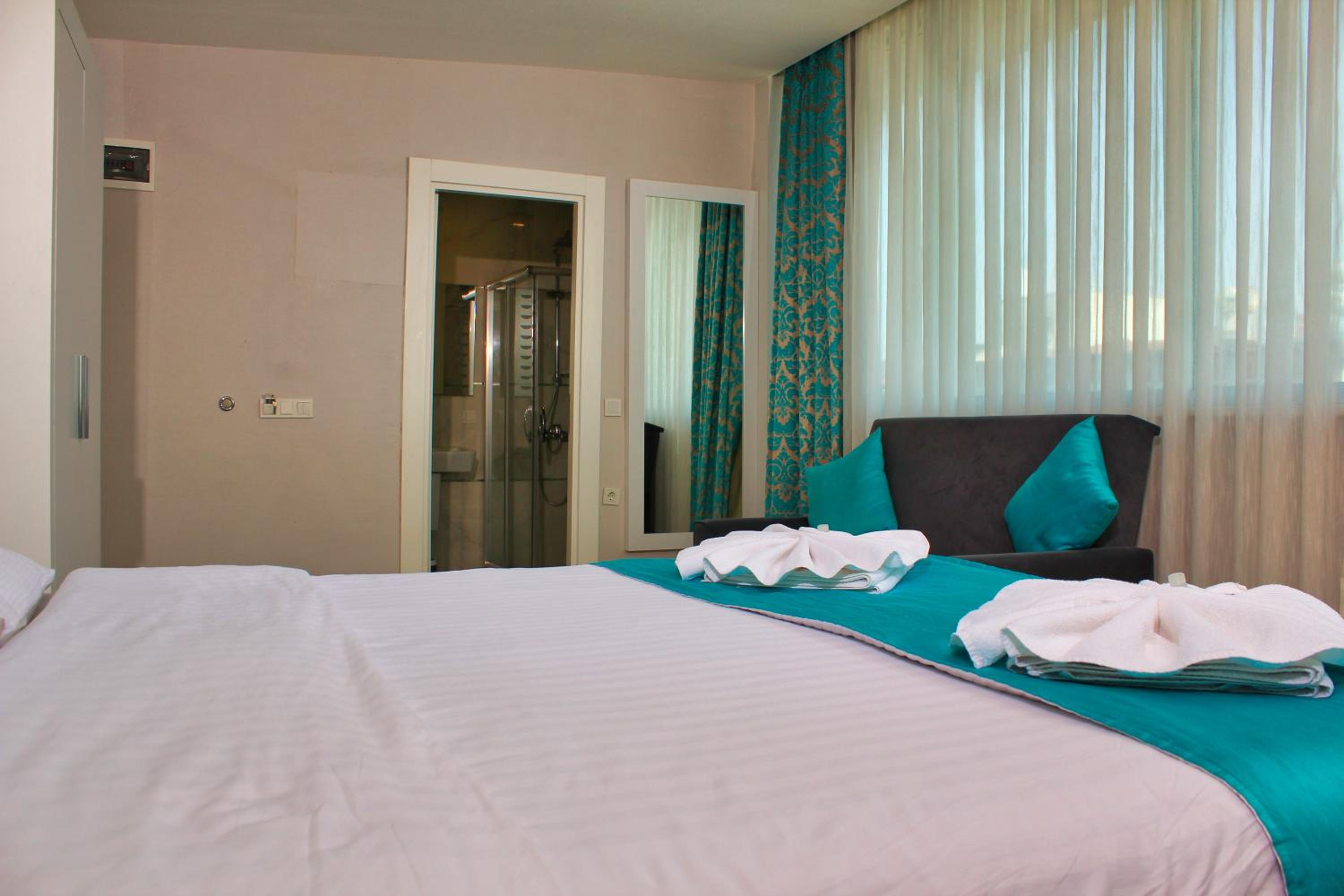 Berrak Su Hotel - Image 20