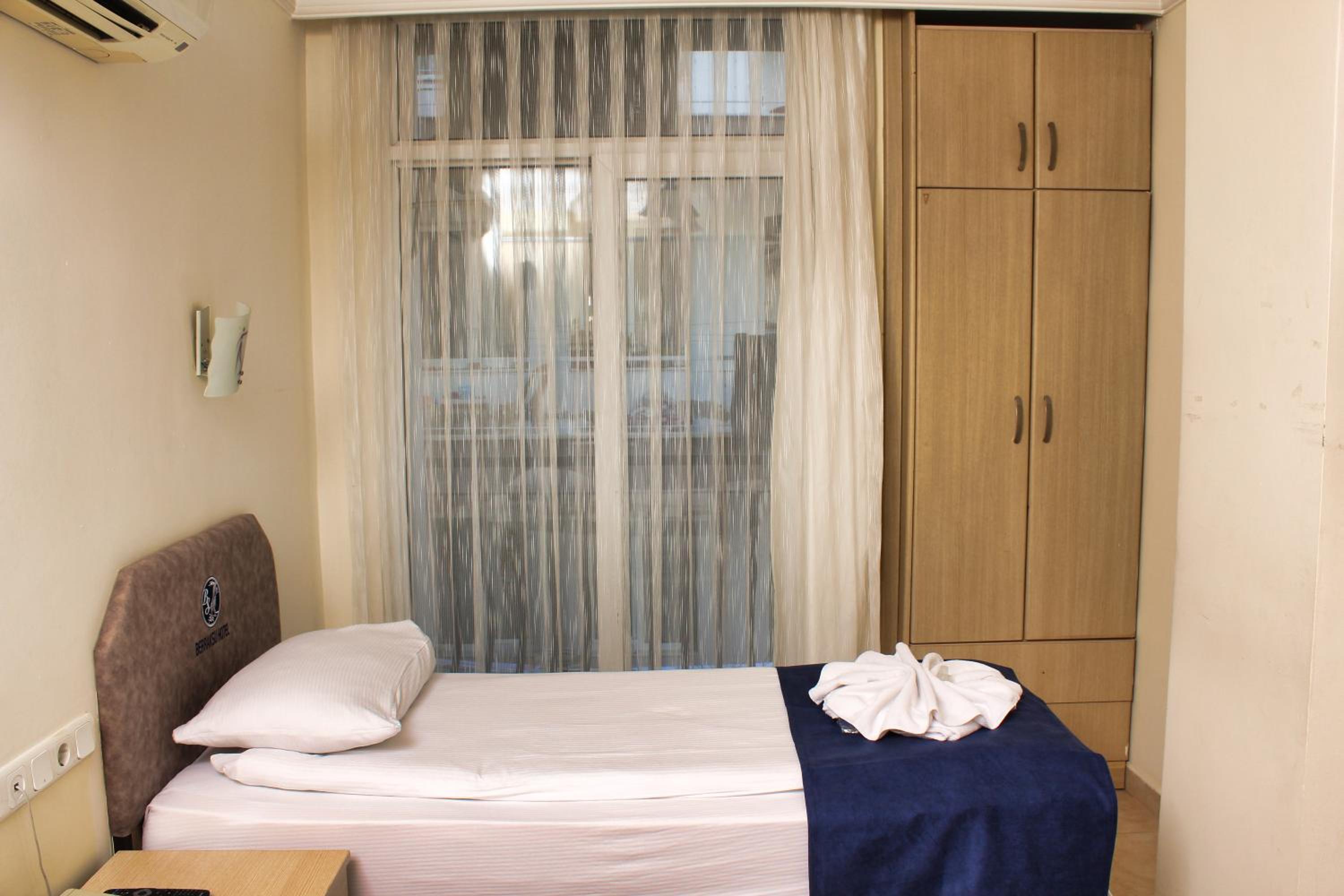 Berrak Su Hotel - Image 19