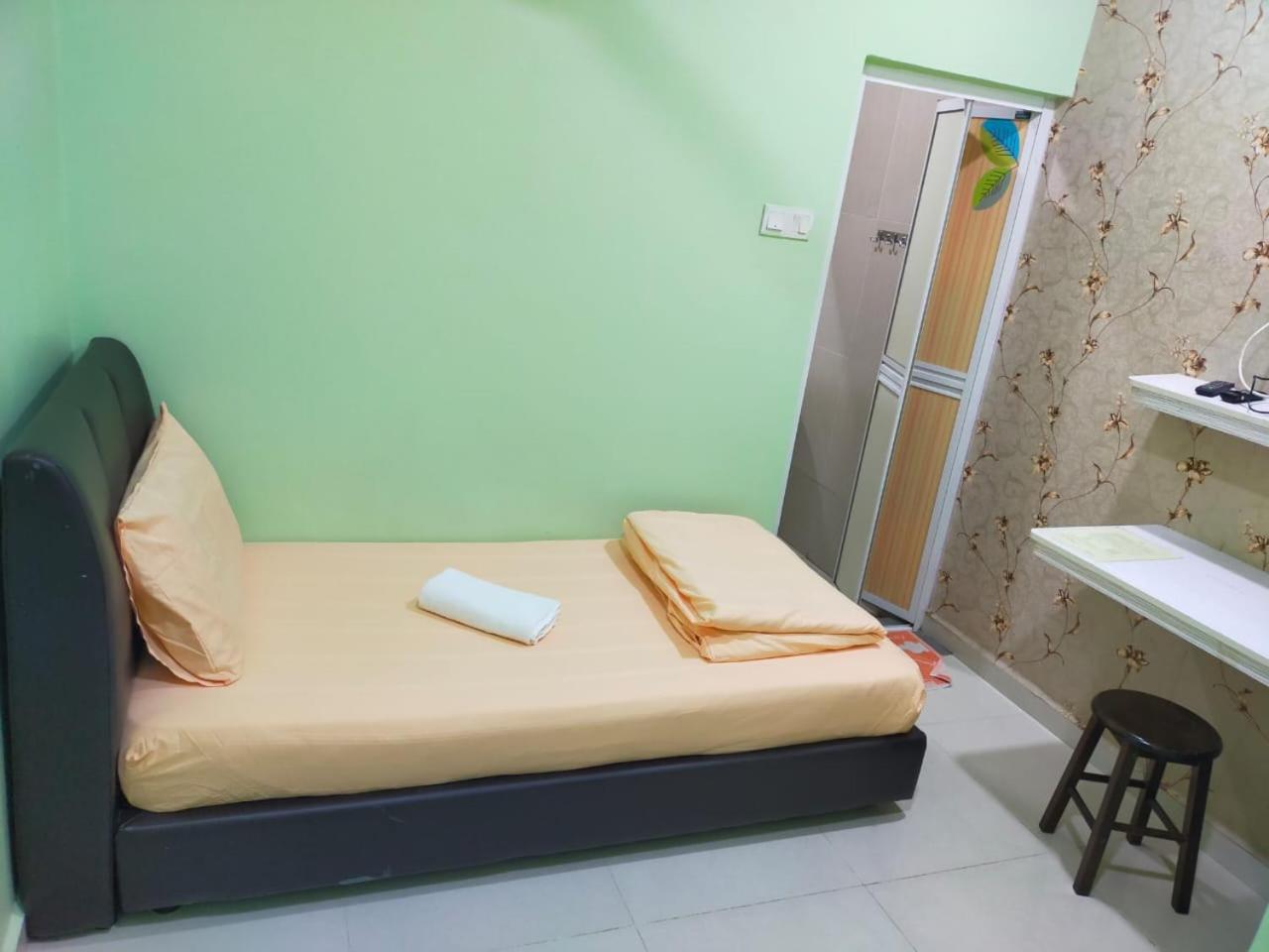 Leaf Guest House