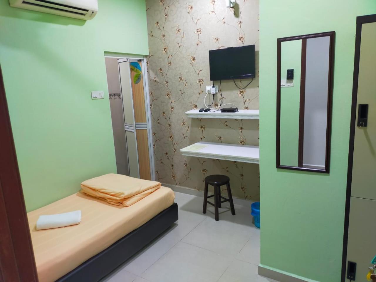 Leaf Guest House