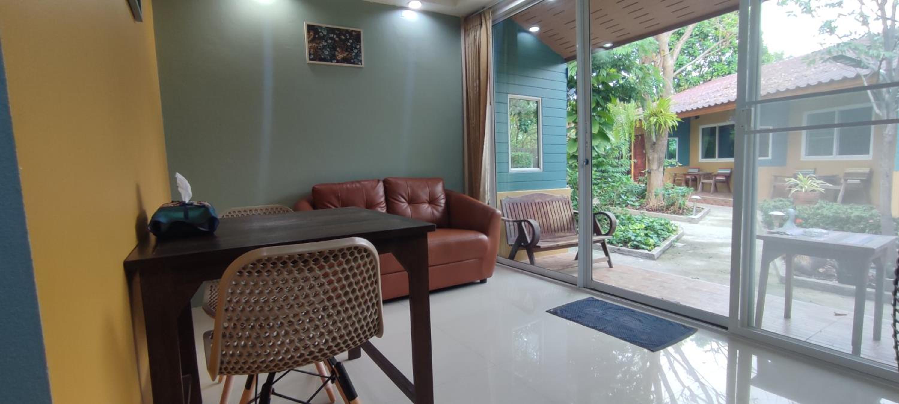 Q Zone Boutique House