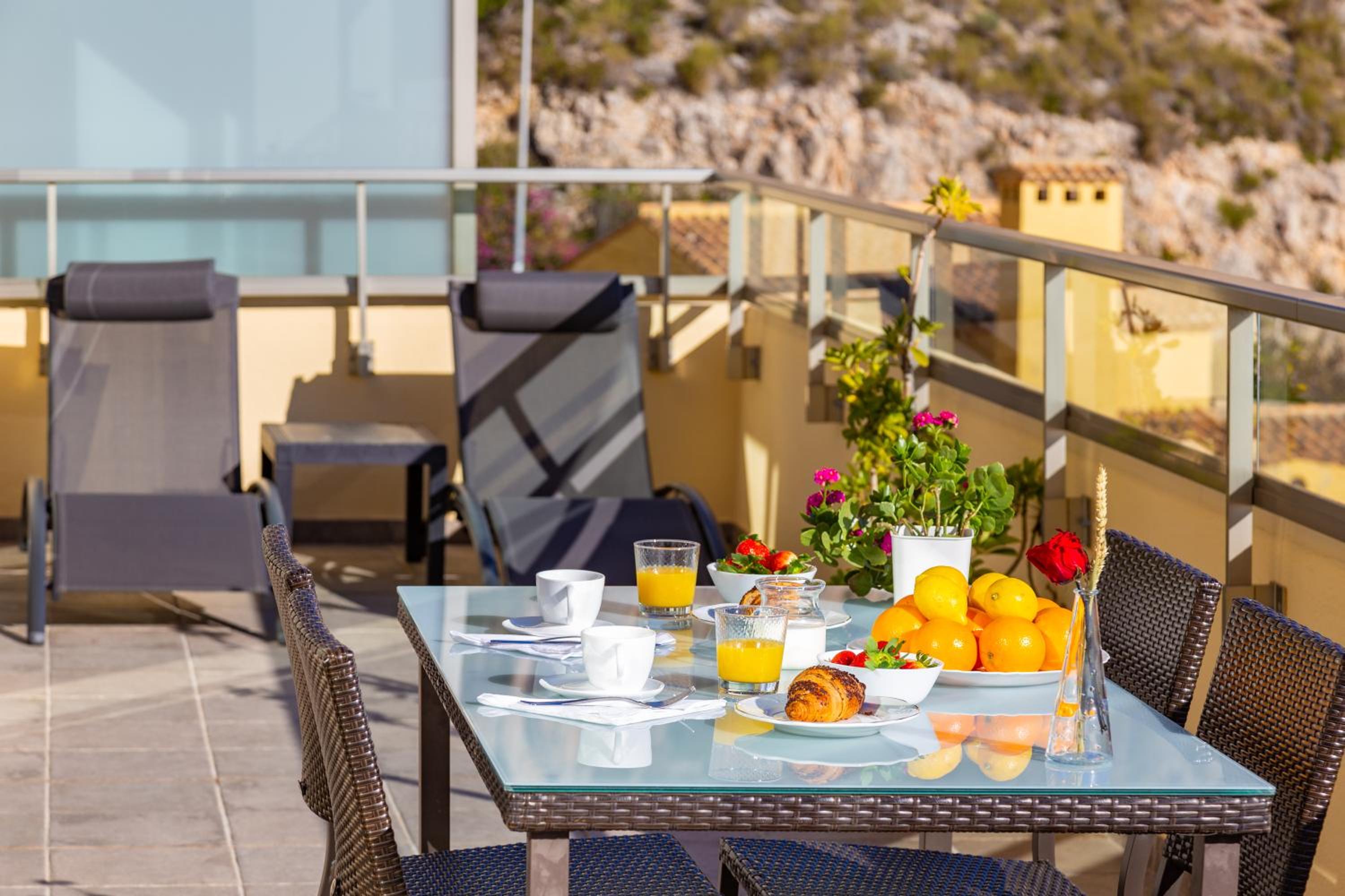 balance & terrace