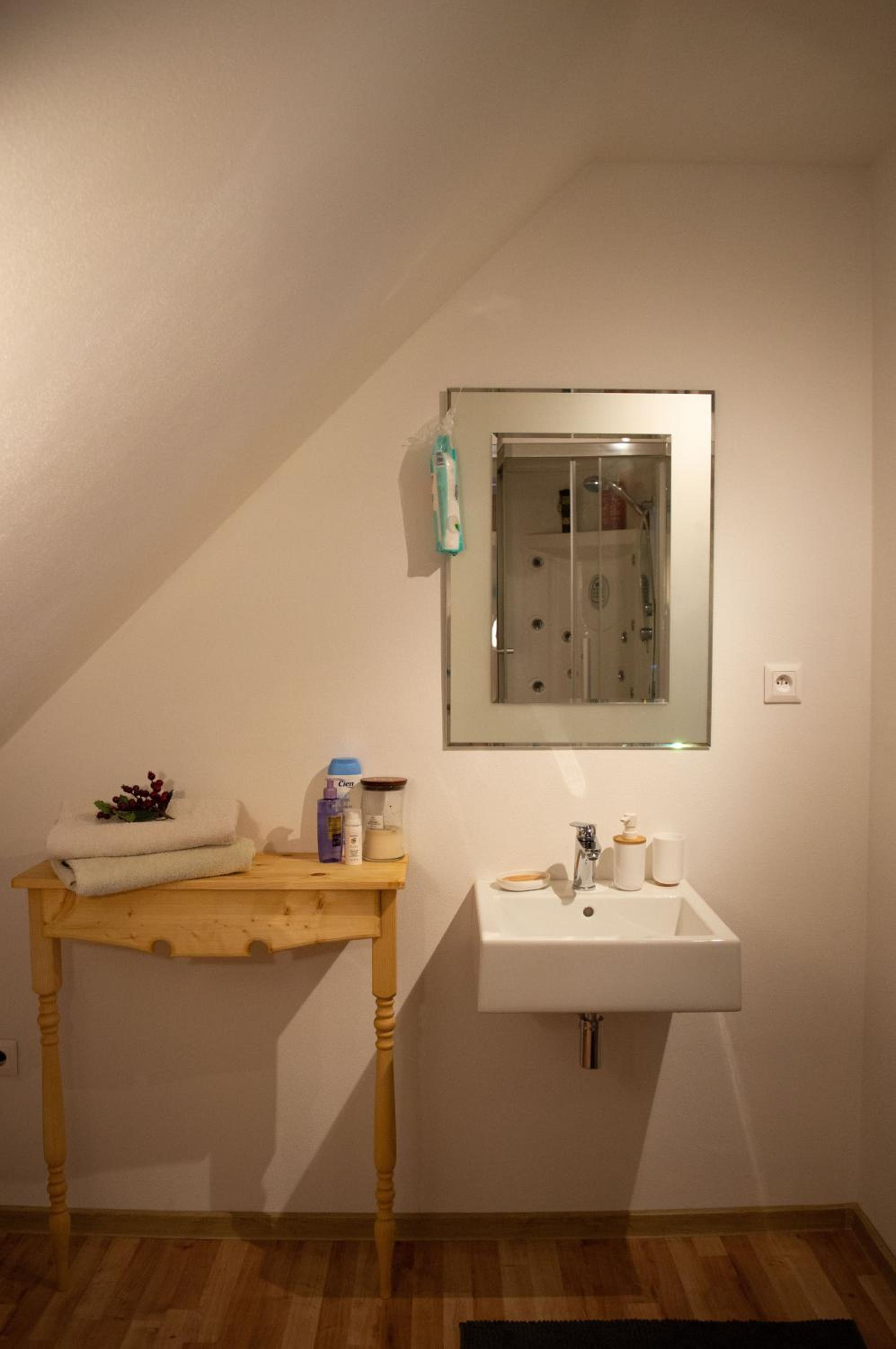 Photo 43